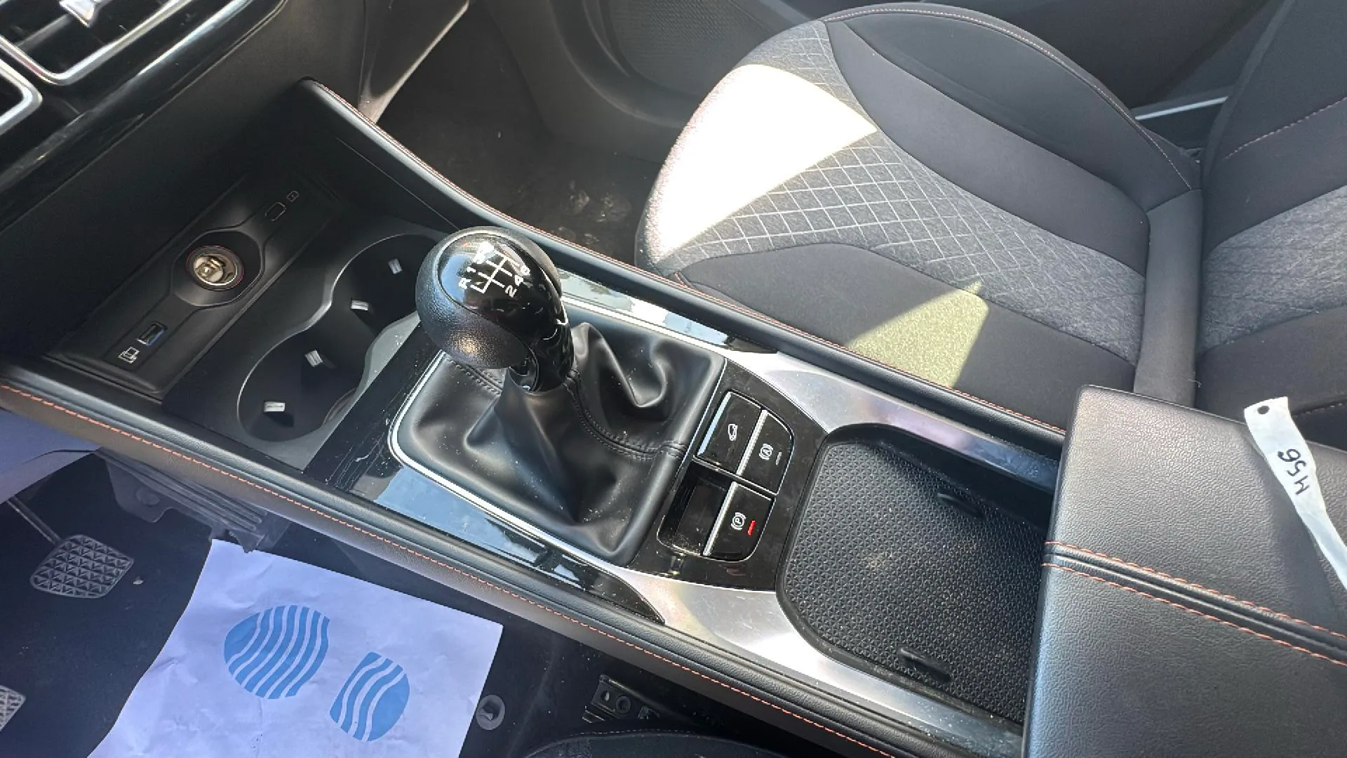 MG HS 1.5T Comfort - foto 18