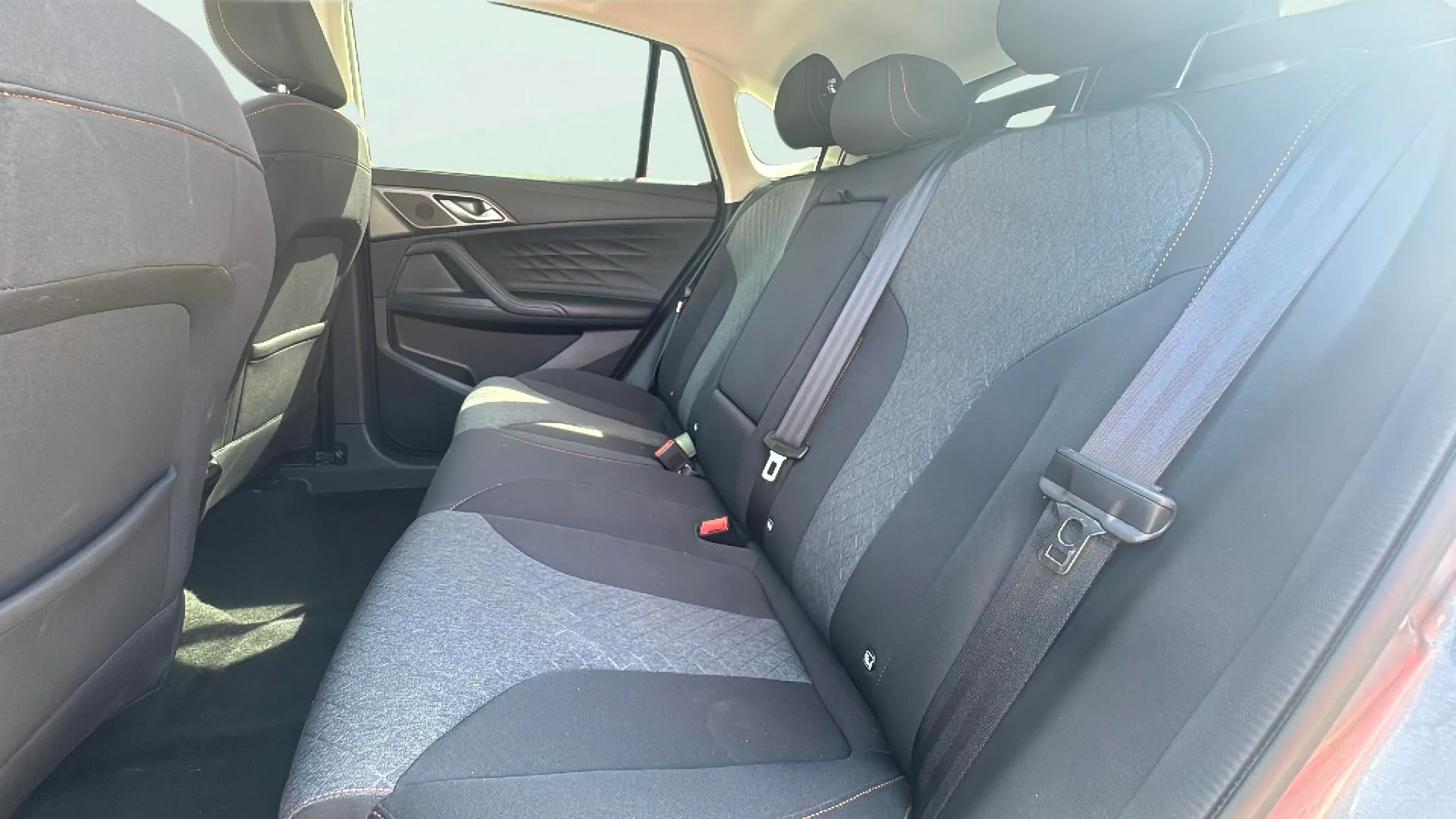 MG HS 1.5T Comfort - foto 14