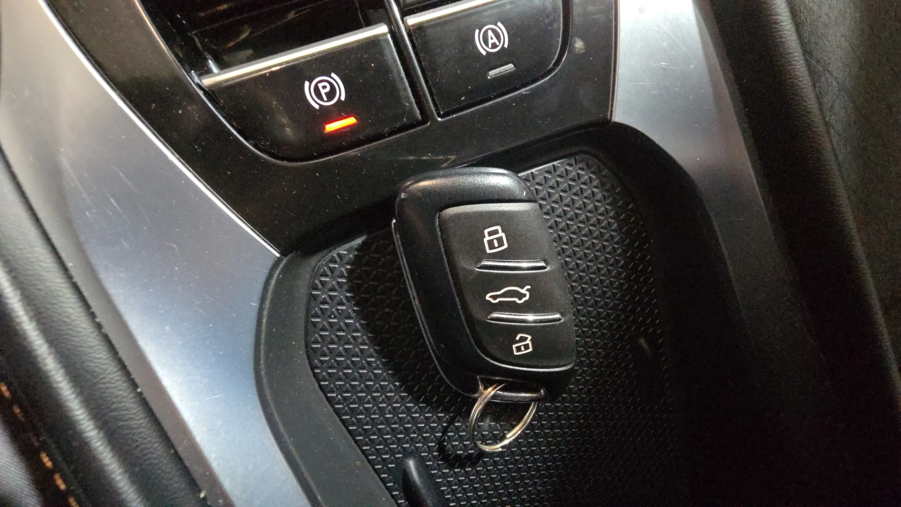 MG HS 1.5 Turbo GDI Comfort DCT - foto 23