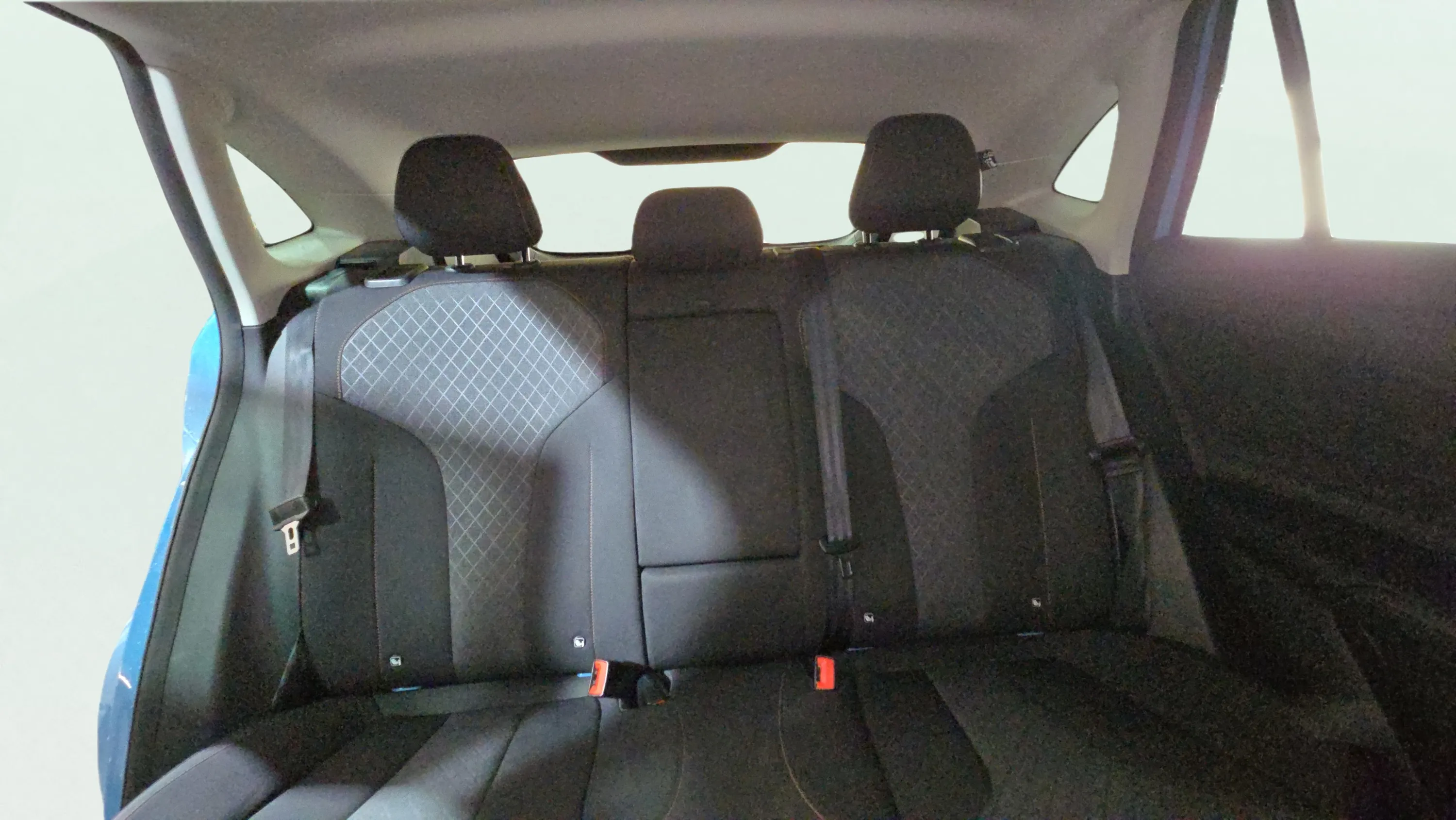 MG HS 1.5 Turbo GDI Comfort DCT - foto 21