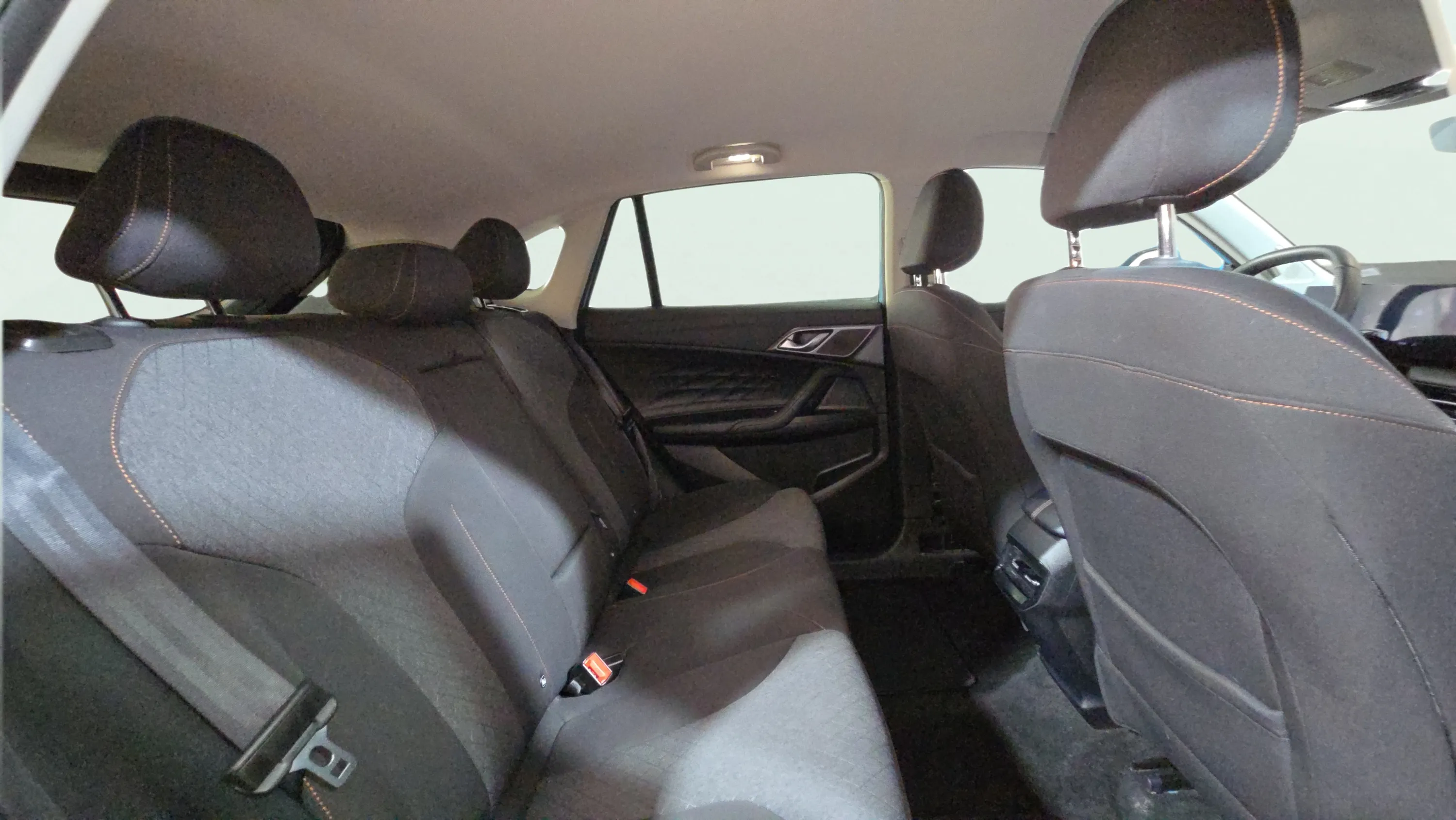 MG HS 1.5 Turbo GDI Comfort DCT - foto 20