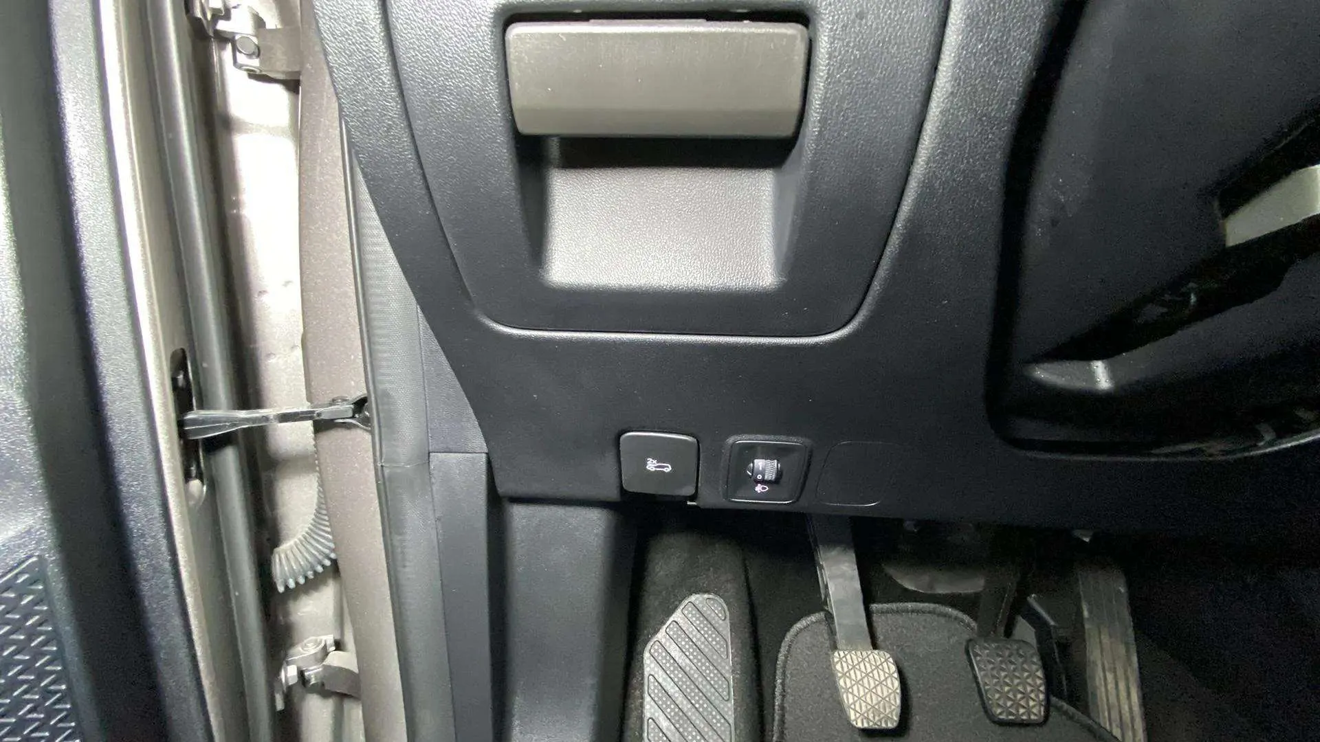 MG HS 1.5T Comfort - foto 27