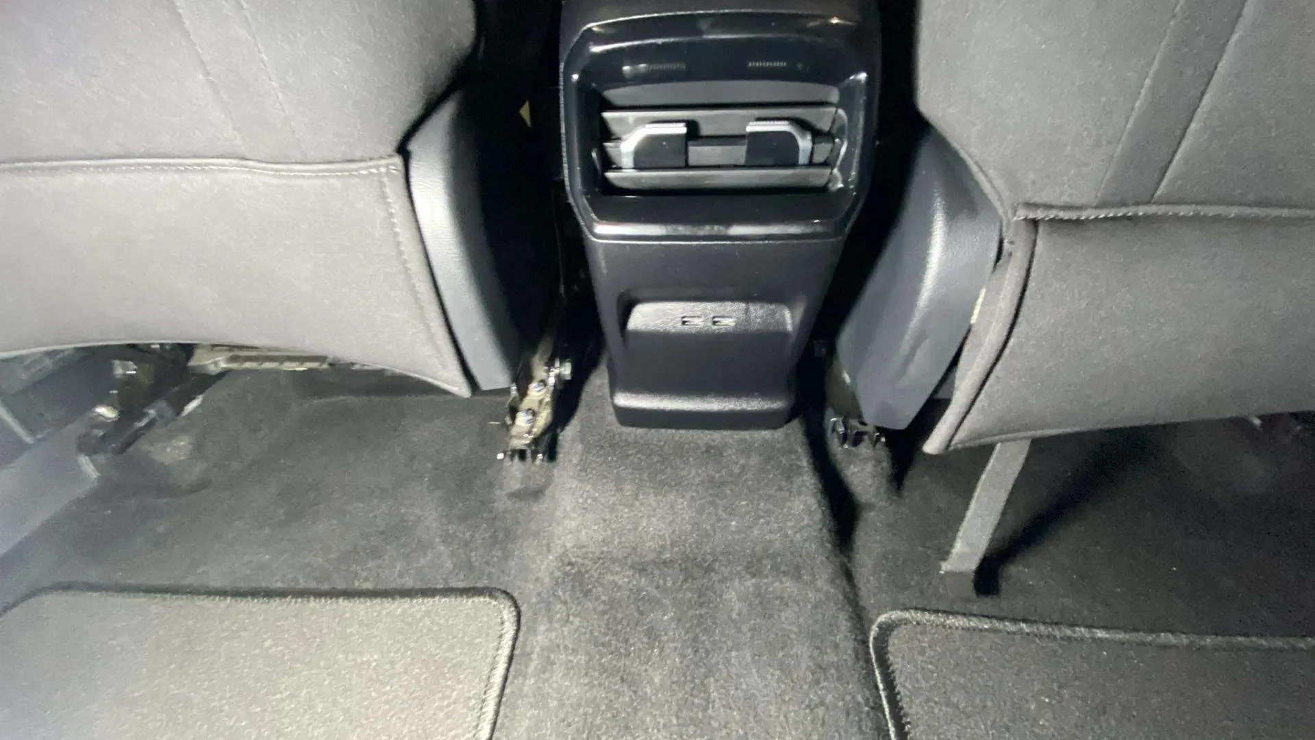 MG HS 1.5T Comfort - foto 32