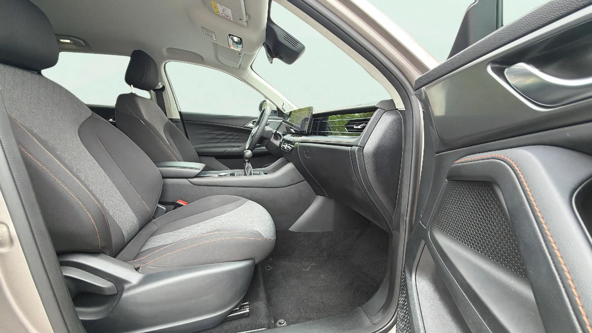 MG HS 1.5T Comfort - foto 21