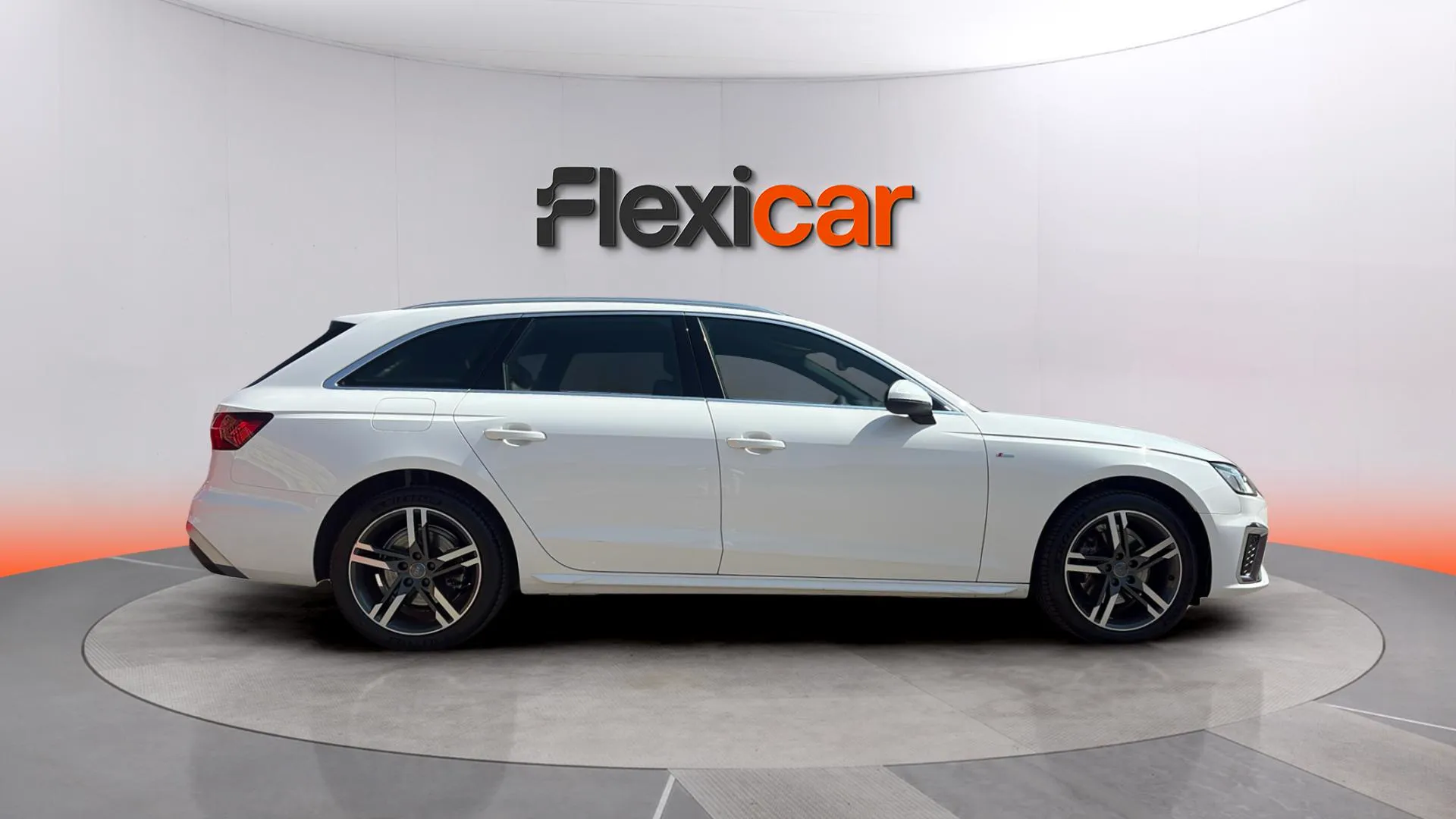 Audi A4 Avant S line 35 TDI S tronic - foto 8