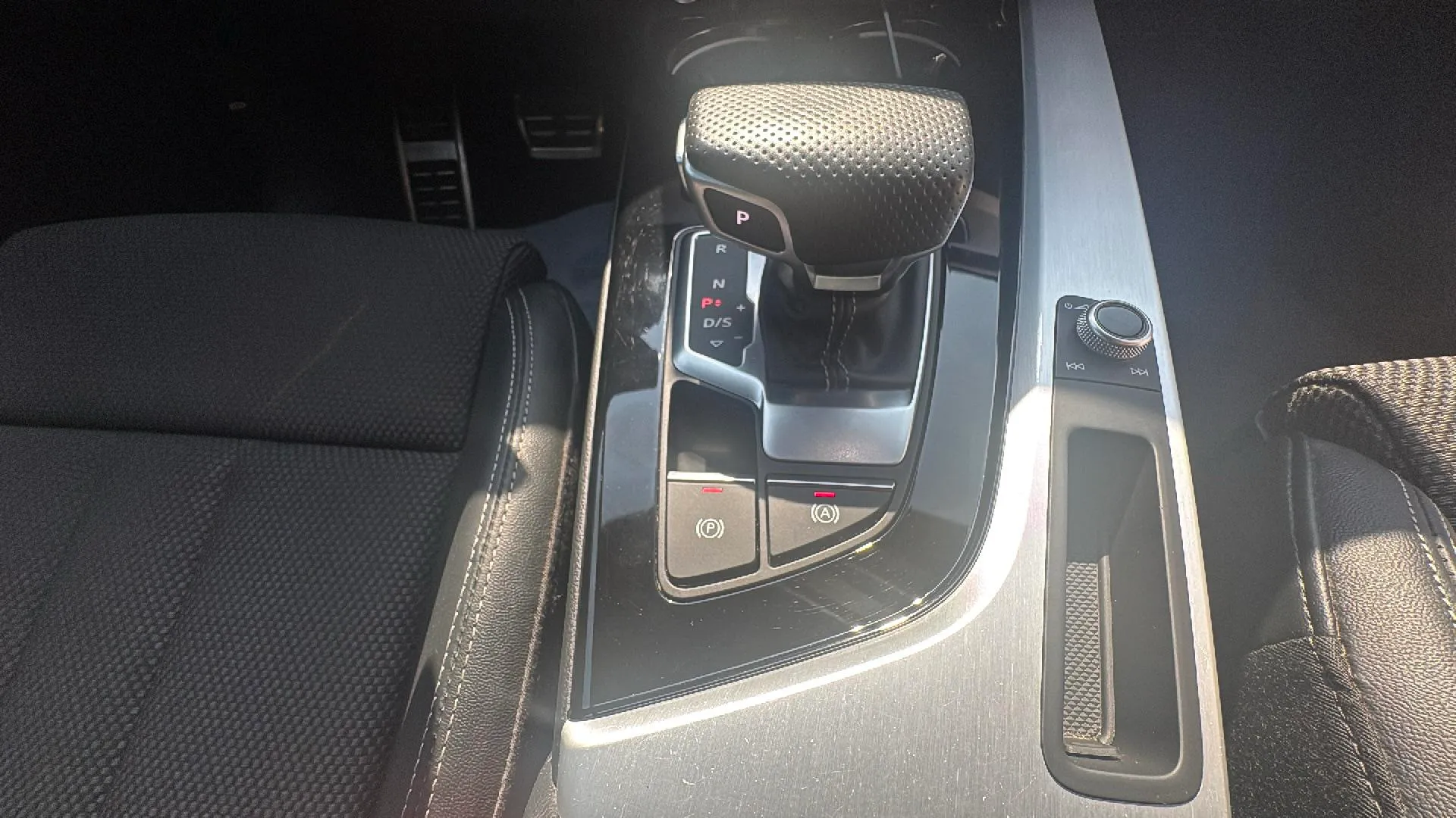 Audi A4 Avant S line 35 TDI S tronic - foto 17