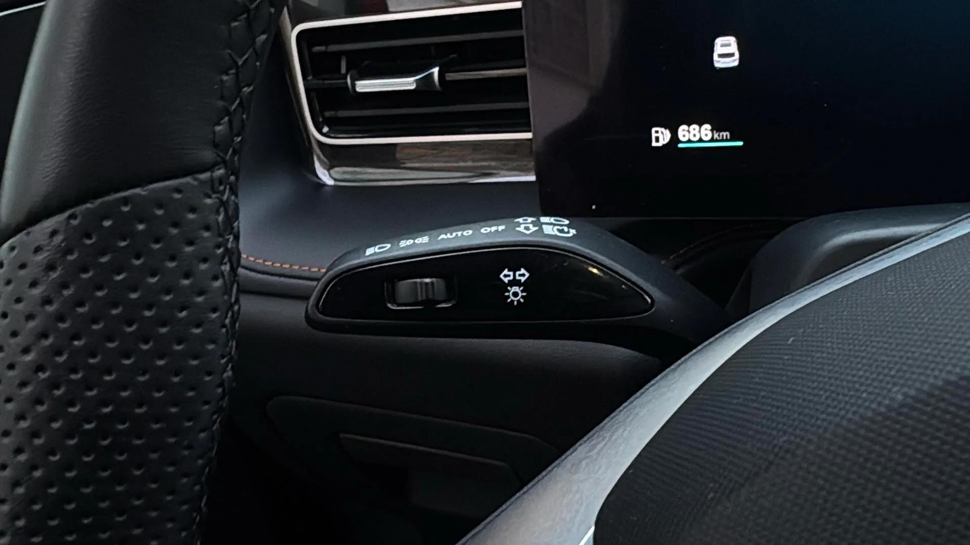MG HS 1.5T Comfort DCT - foto 15