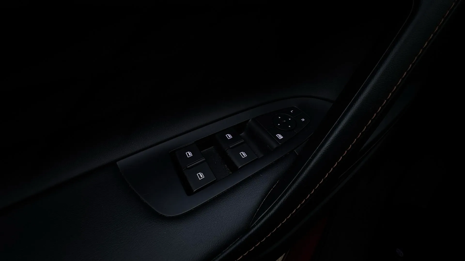 MG HS 1.5T Comfort DCT - foto 20