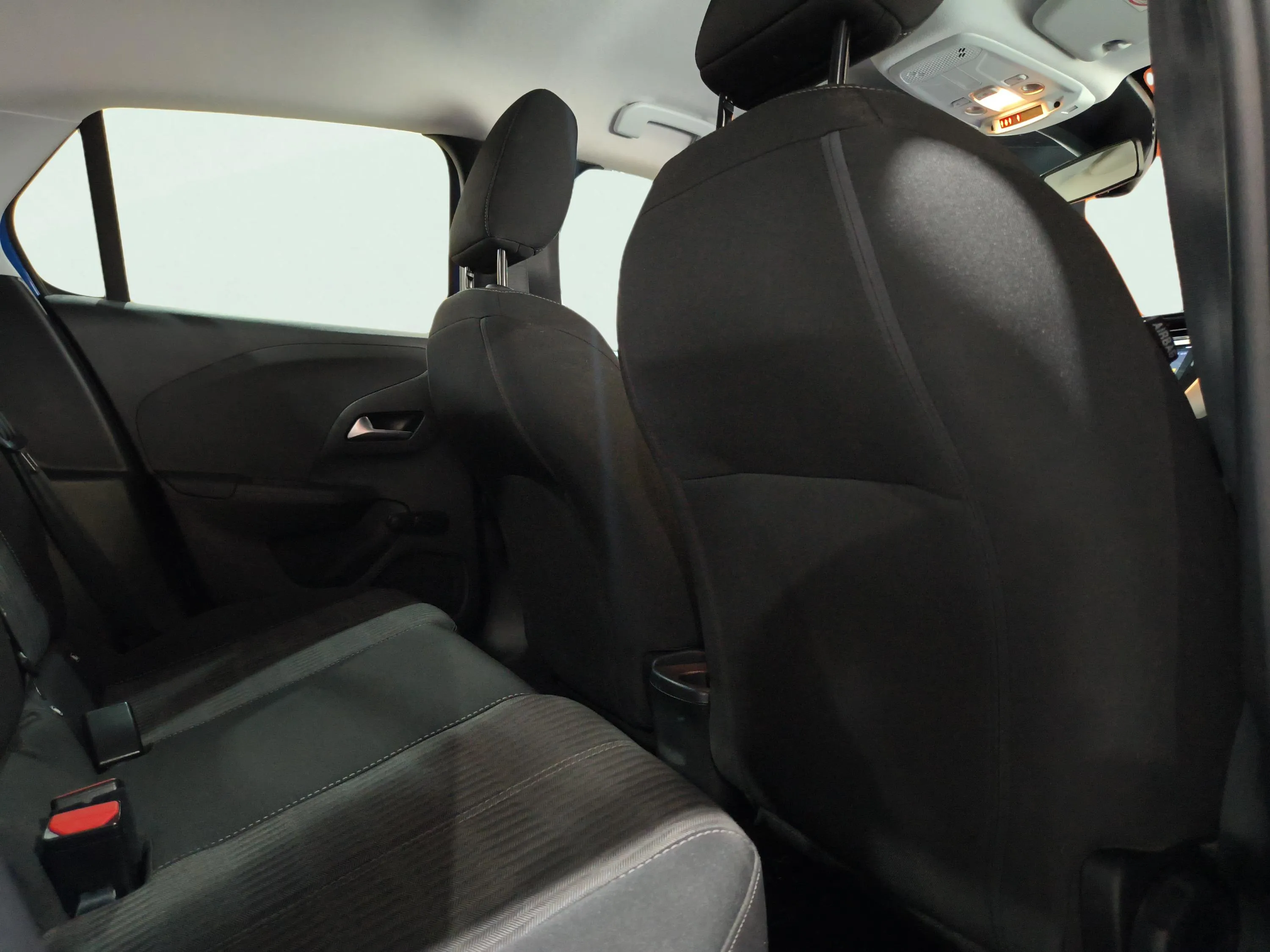 Opel Corsa 1.2T XHL Edition - foto 22
