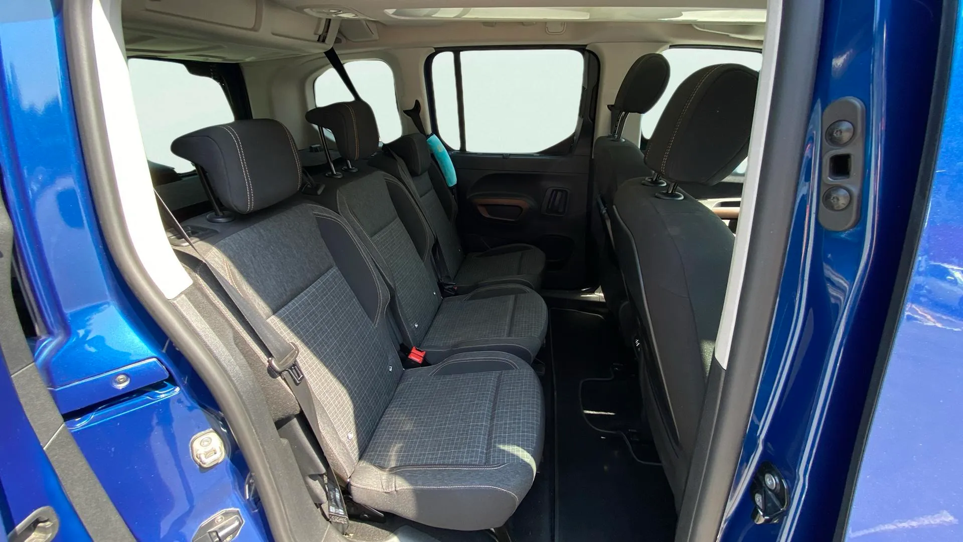 Peugeot Rifter GT Line Standard BlueHDi - foto 24