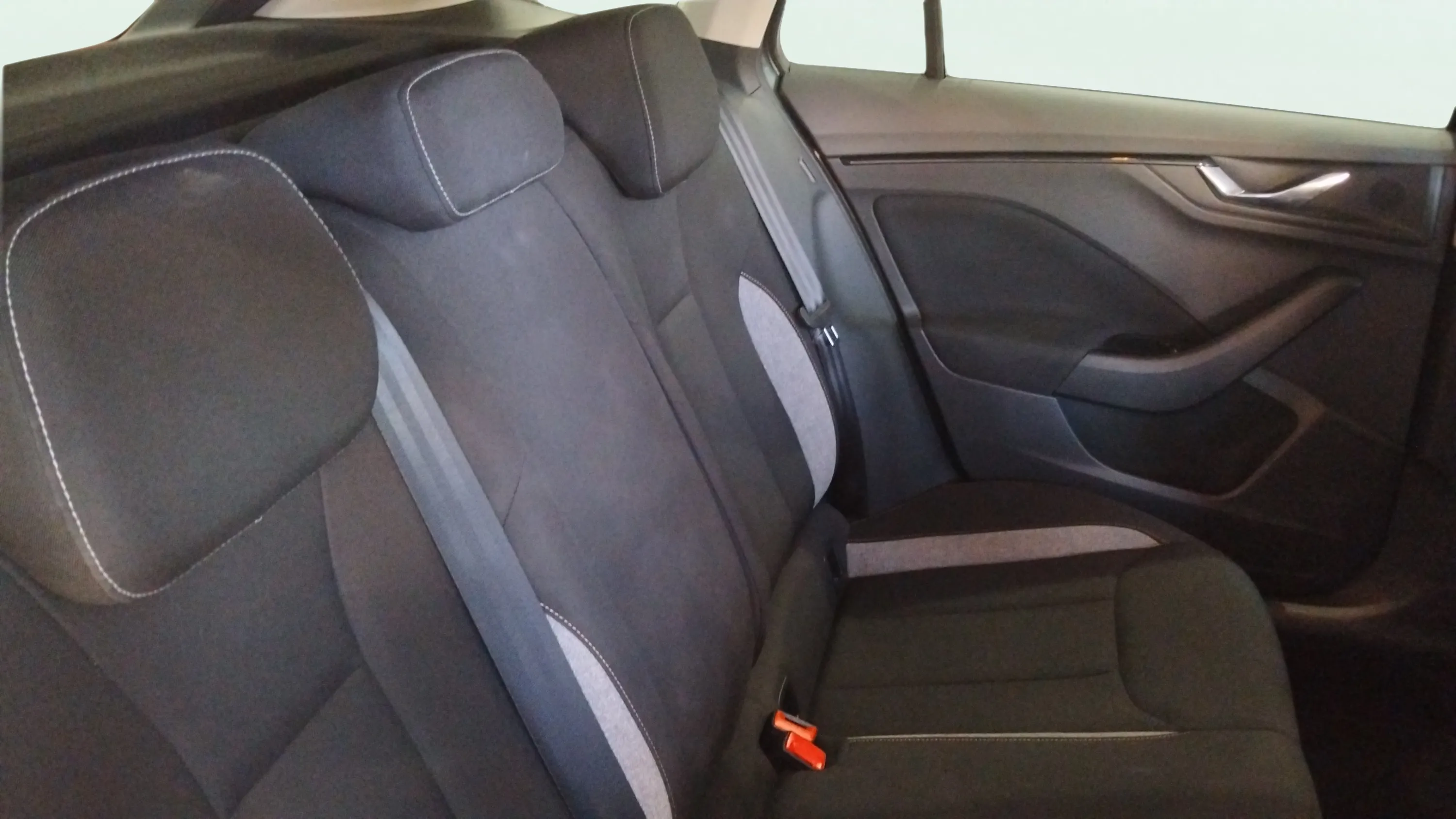 Škoda Scala 1.0 TSI Selection - foto 8