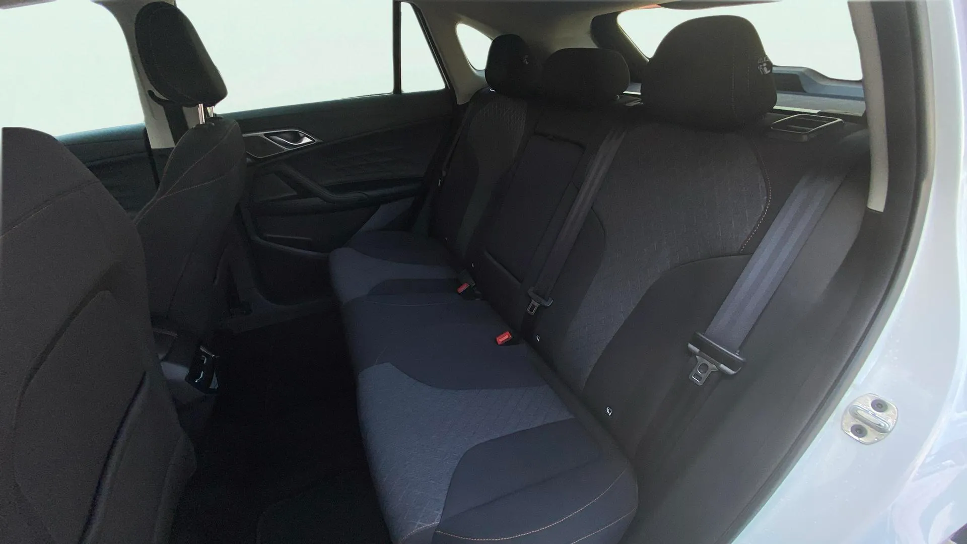 MG HS 1.5T Comfort - foto 23