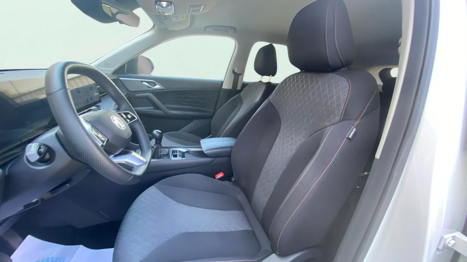 MG HS 1.5T Comfort - foto 17