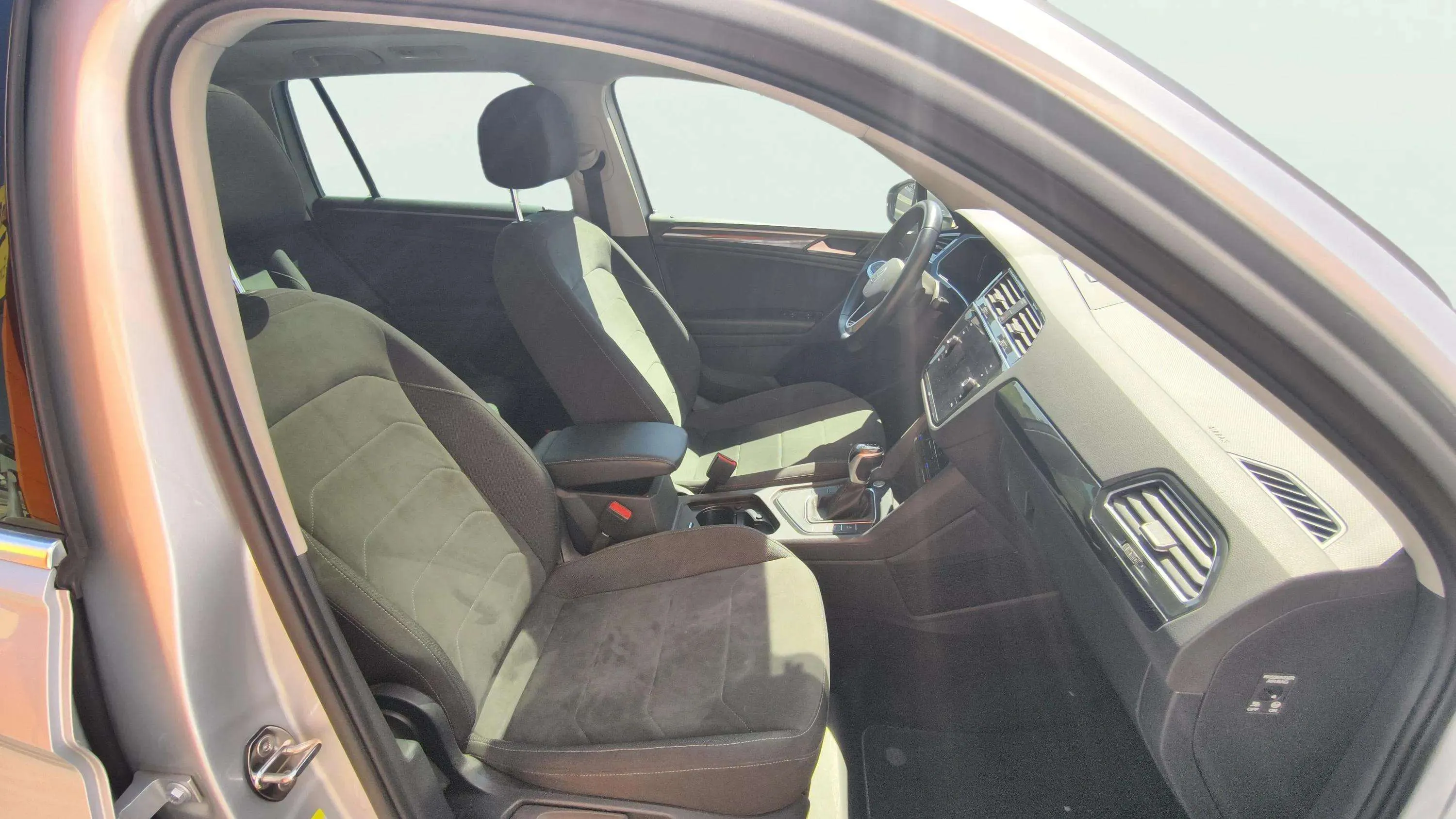Volkswagen Tiguan Life 2.0 TDI DSG - foto 13
