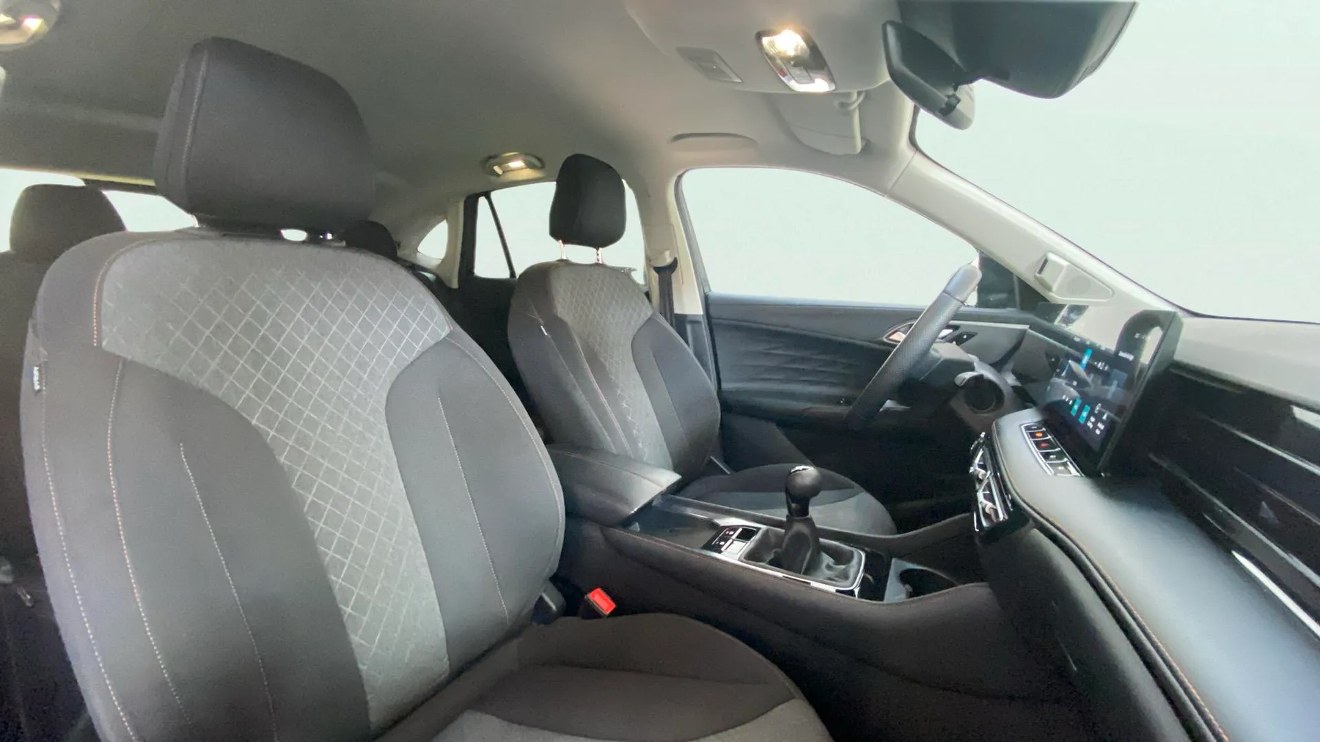 MG HS 1.5 Turbo GDI Comfort - foto 11