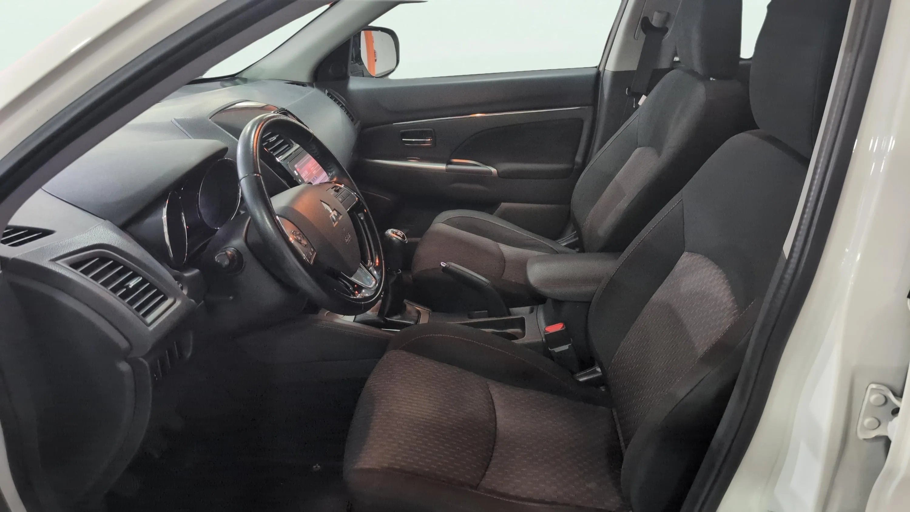 Mitsubishi ASX 160 MPI Kaiteki - foto 13