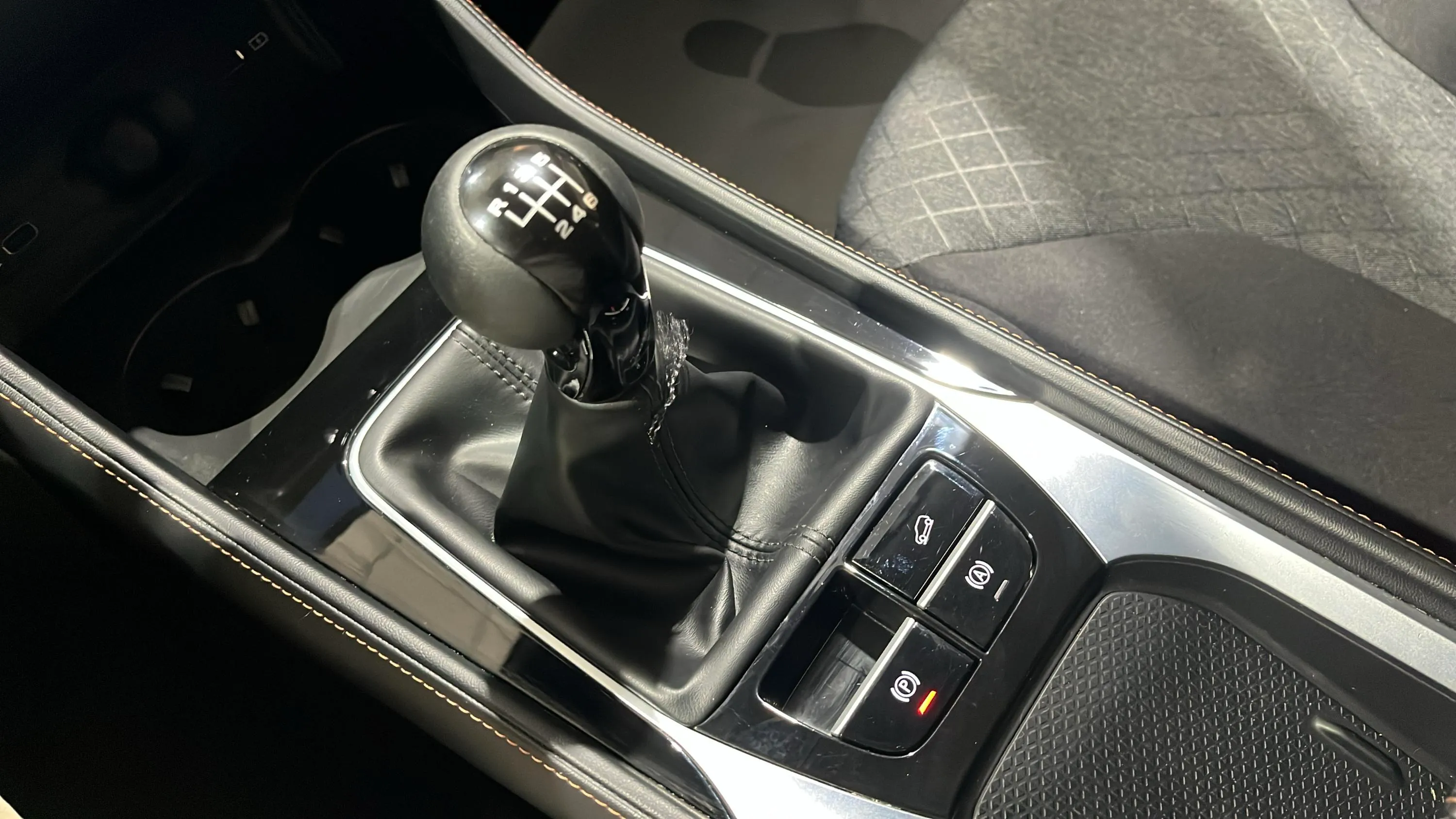 MG HS 1.5T Comfort - foto 28