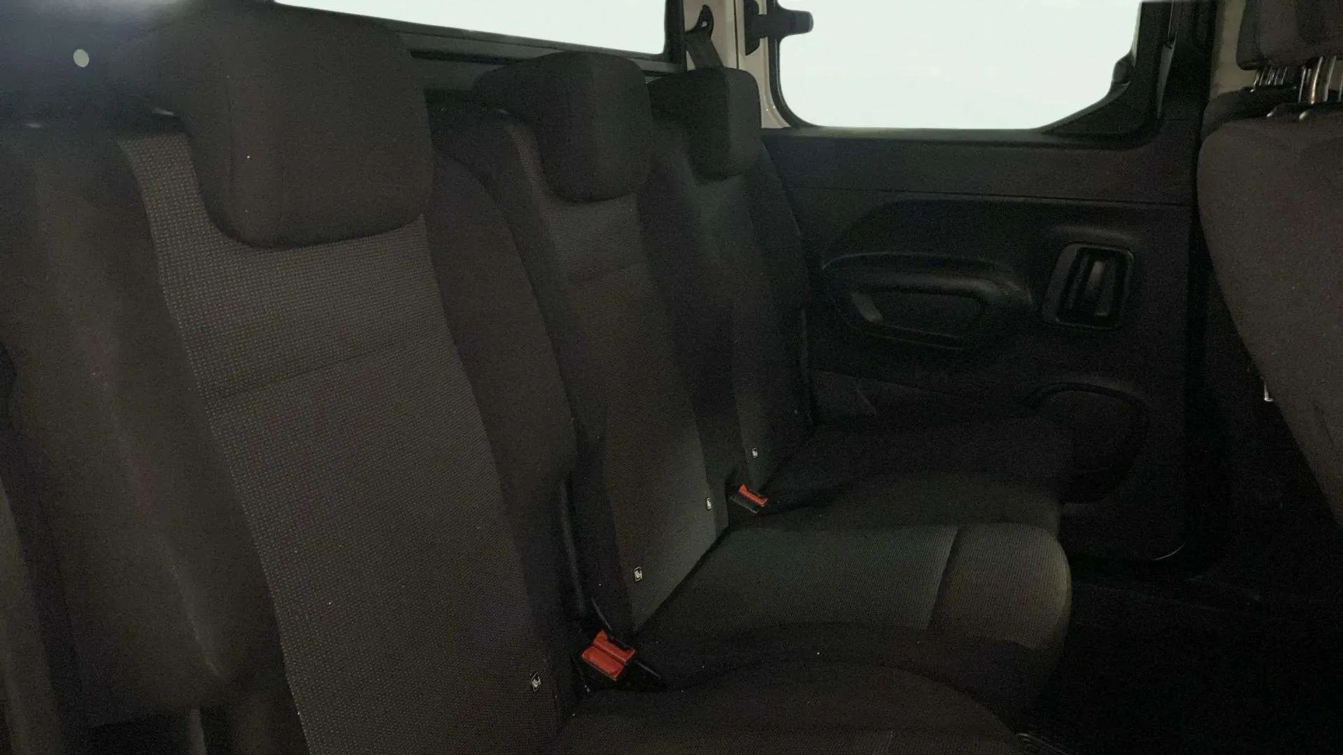 Citroën Berlingo Talla M BlueHDi 100 Live Pack - foto 21