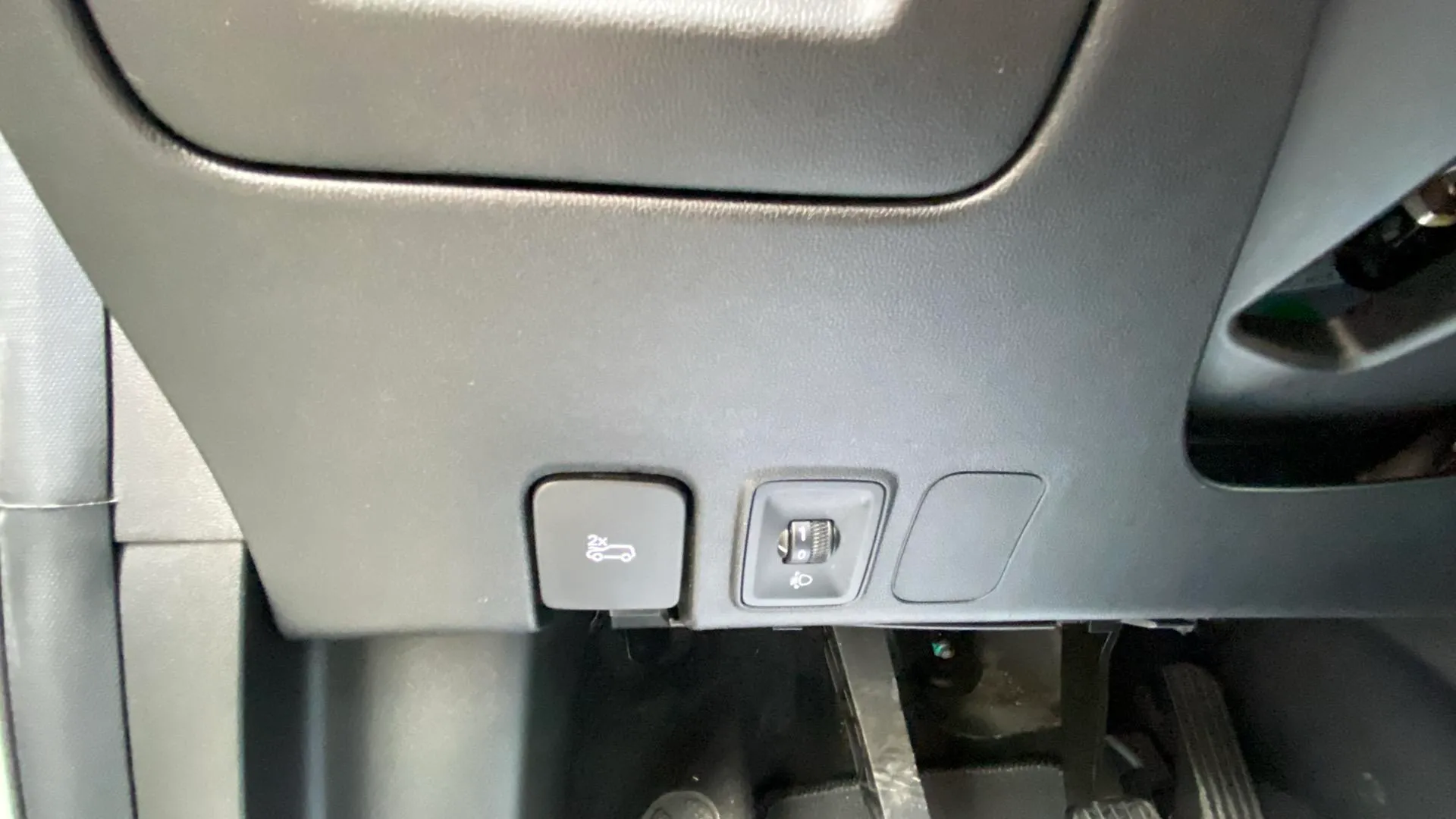 MG HS 1.5 Turbo GDI Comfort - foto 19