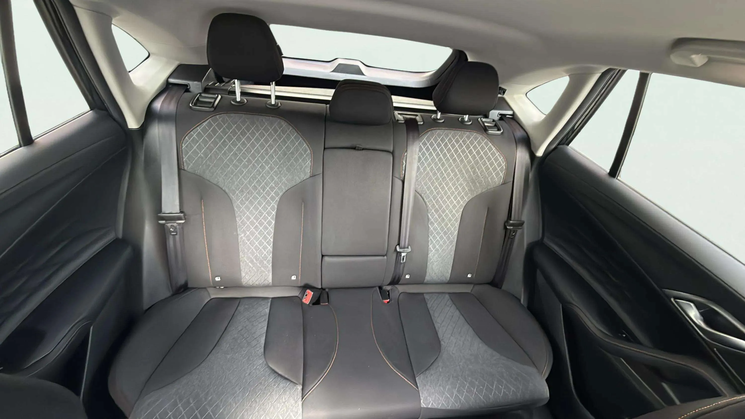 MG HS 1.5 Turbo GDI Comfort - foto 20