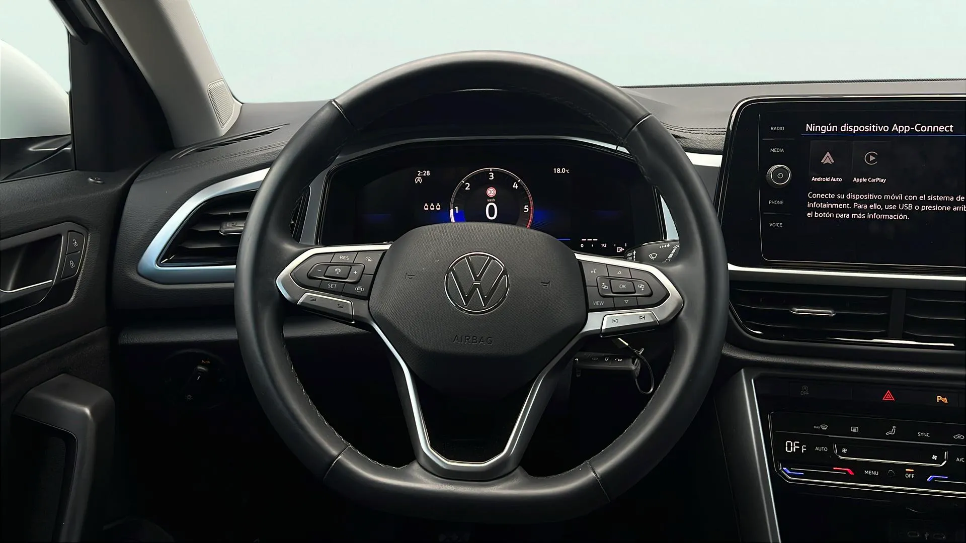 Volkswagen T-Roc "más" 2.0 TDI DSG - foto 13