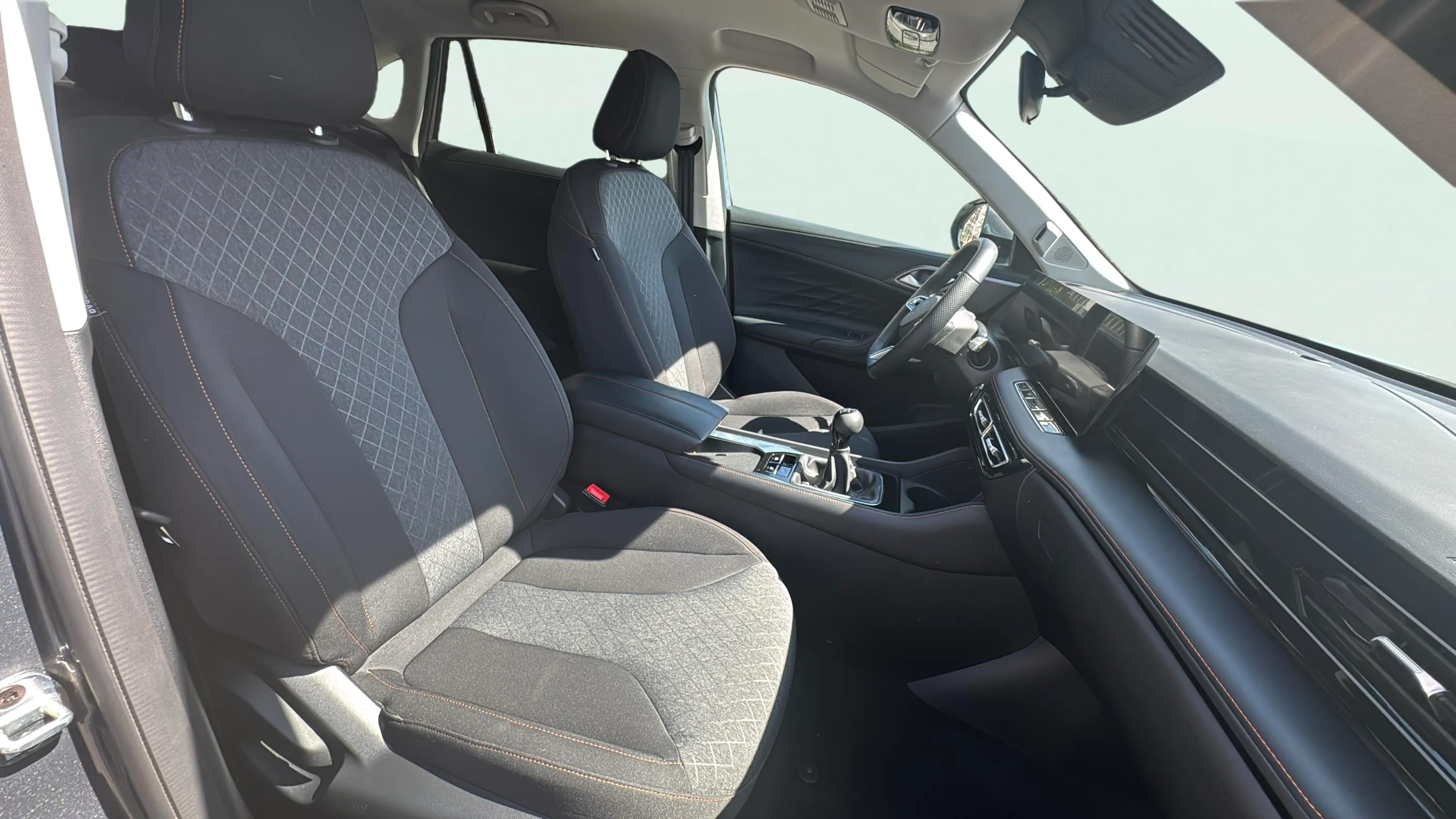 MG HS 1.5 Turbo GDI Comfort - foto 15