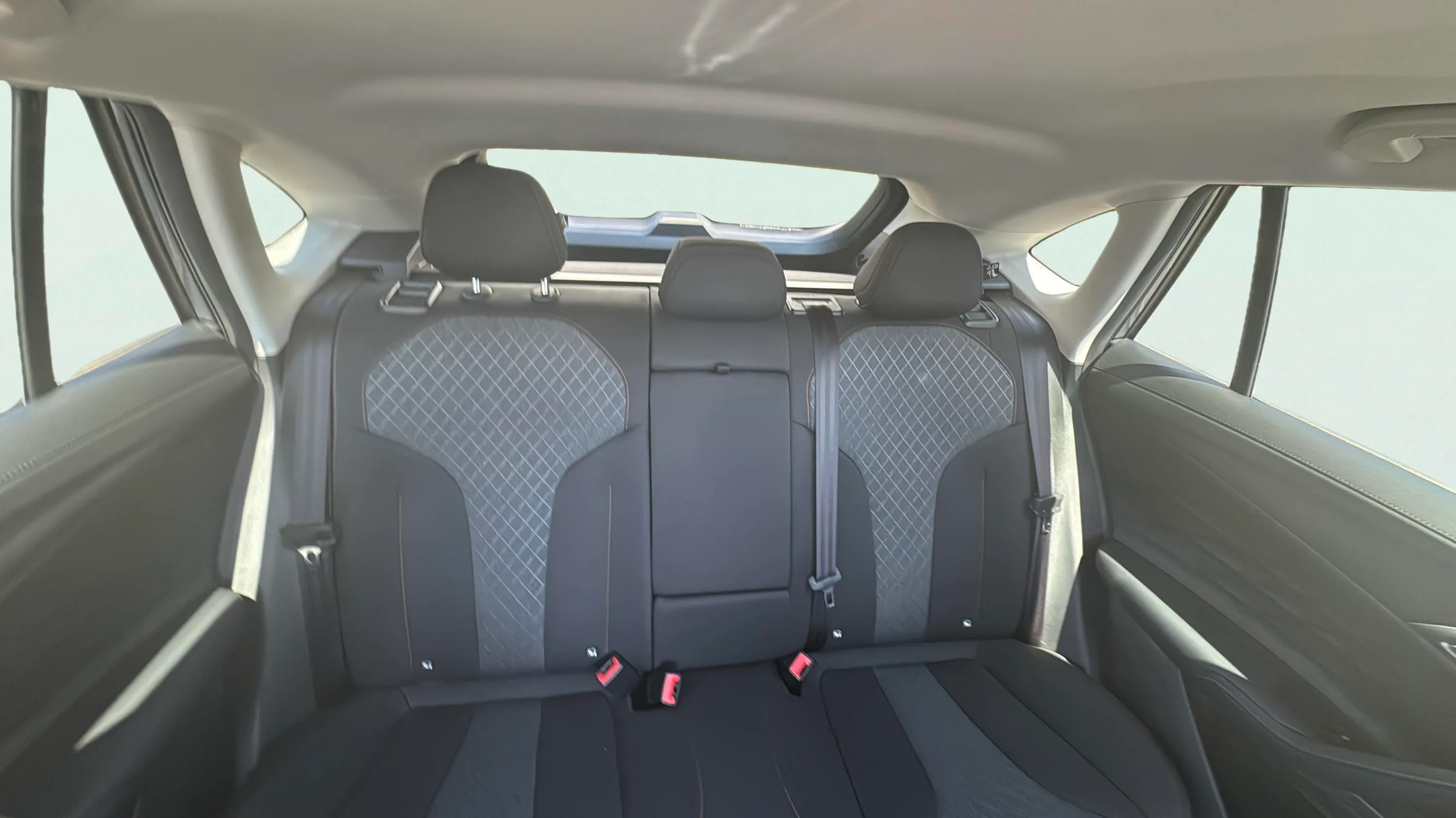 MG HS 1.5 Turbo GDI Comfort - foto 17