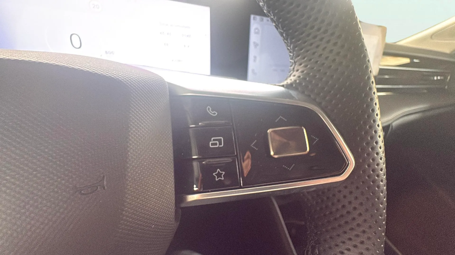 MG HS 1.5T Comfort - foto 12