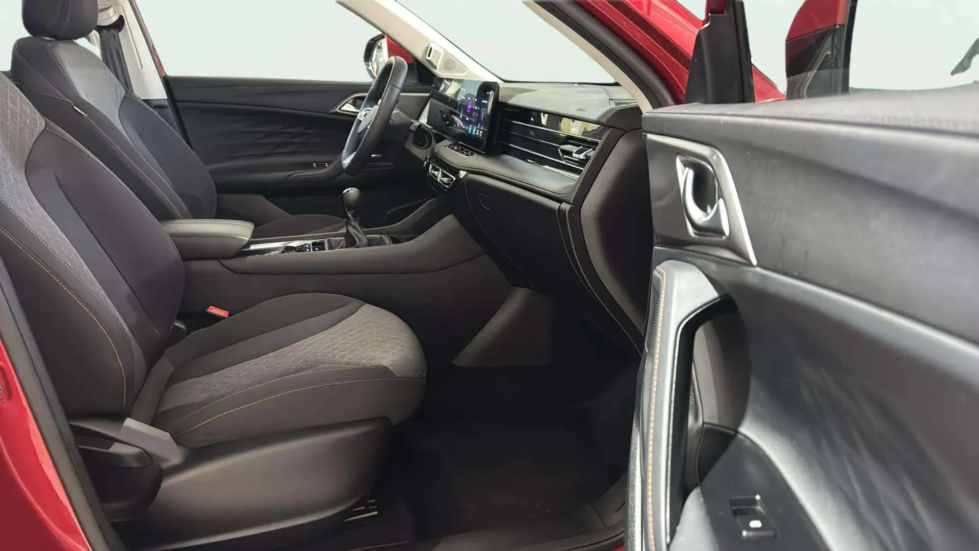 MG HS 1.5 Turbo GDI Comfort - foto 19