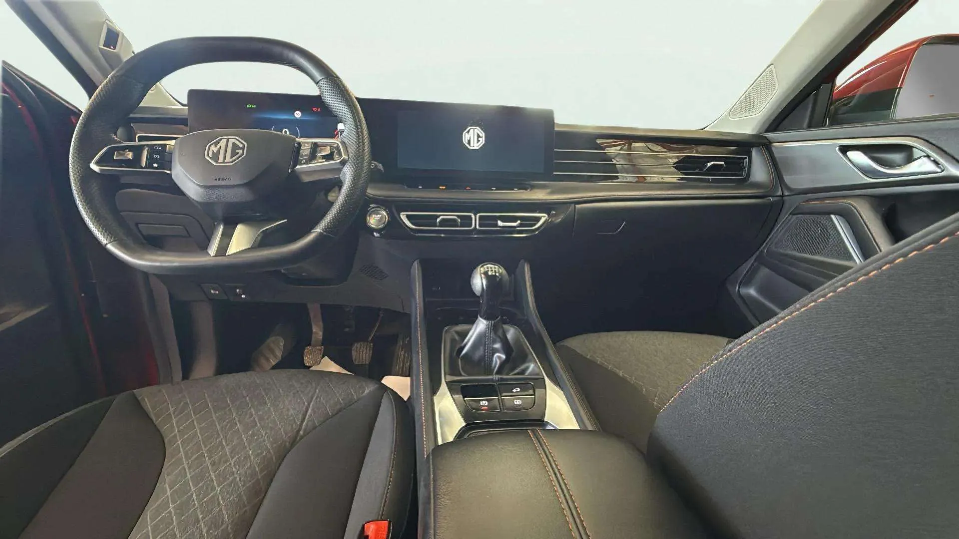 MG HS 1.5T Comfort - foto 16