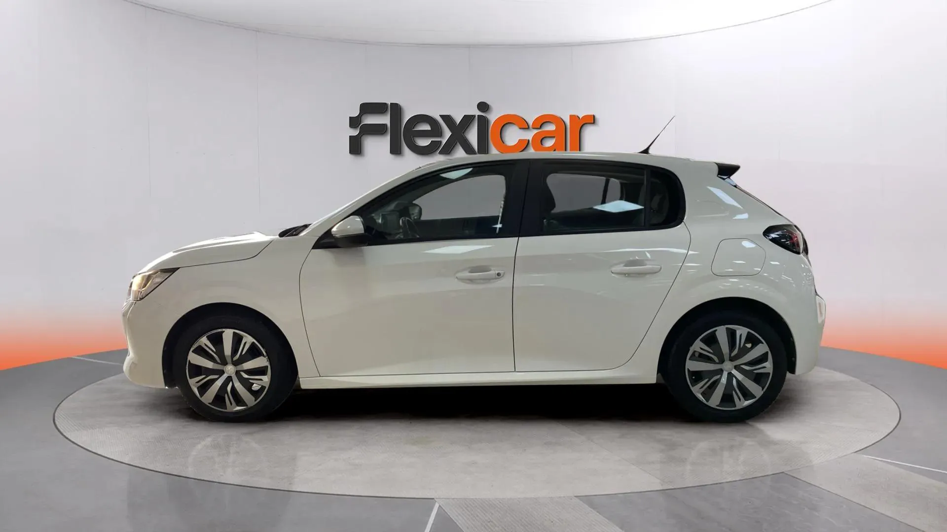 Peugeot 208 PureTech Active - foto 5
