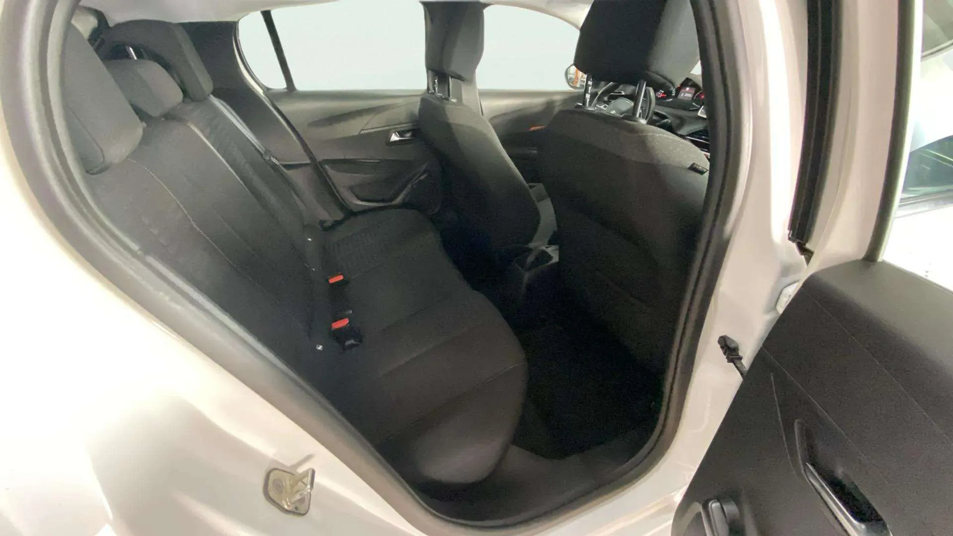 Peugeot 208 PureTech Active - foto 9