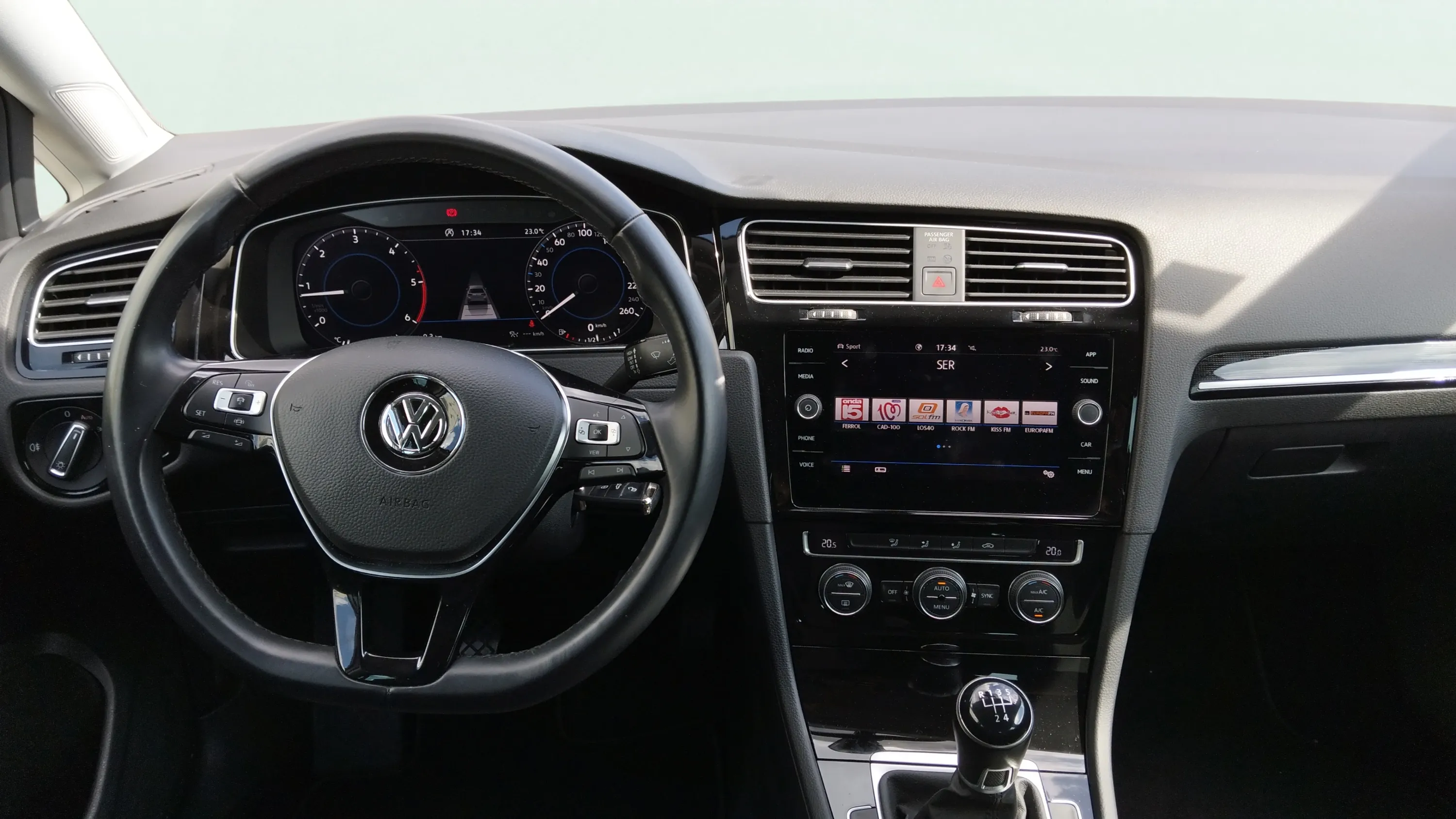Volkswagen Golf Sport 1.6 TDI - foto 9
