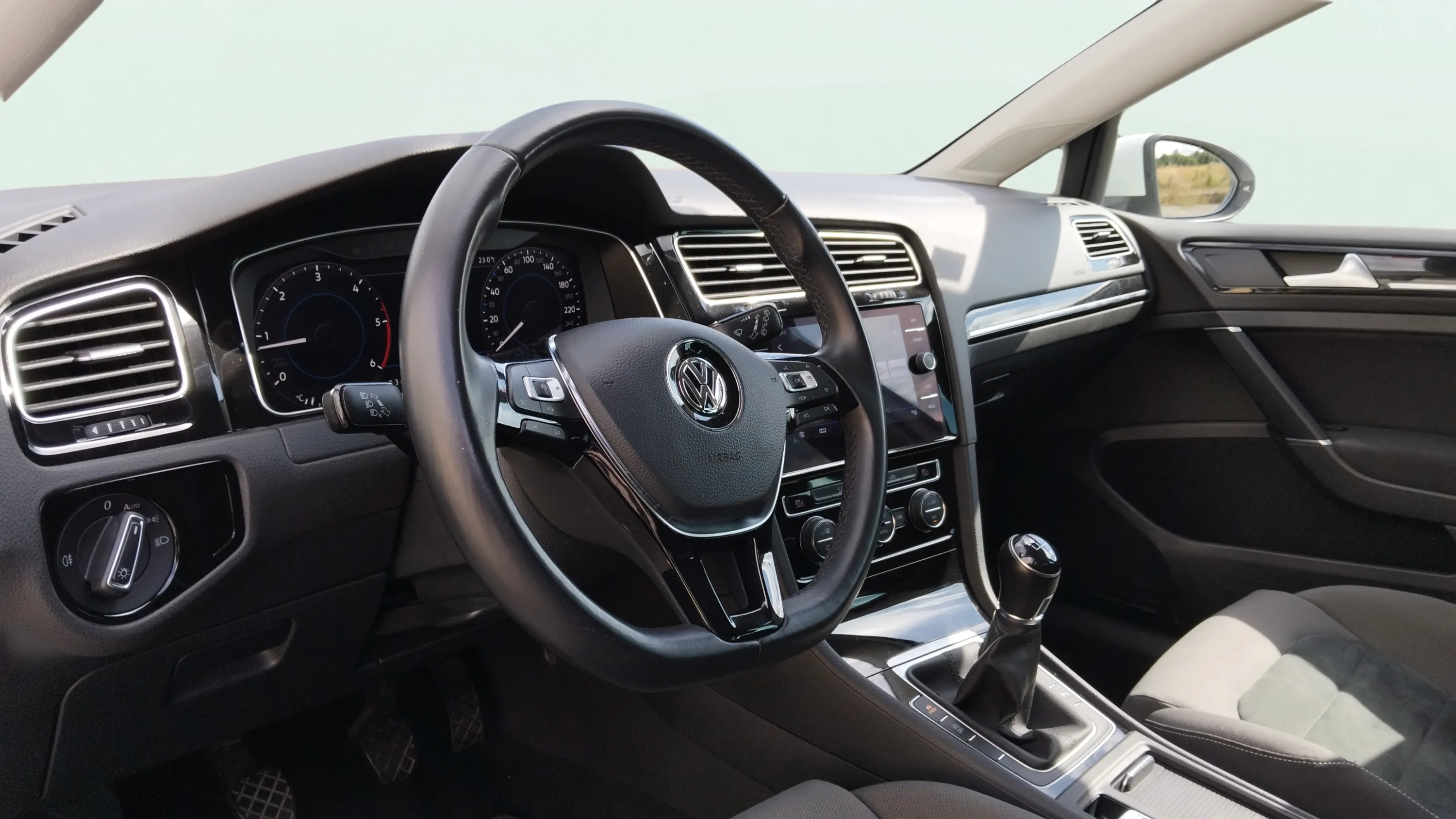 Volkswagen Golf Sport 1.6 TDI - foto 11