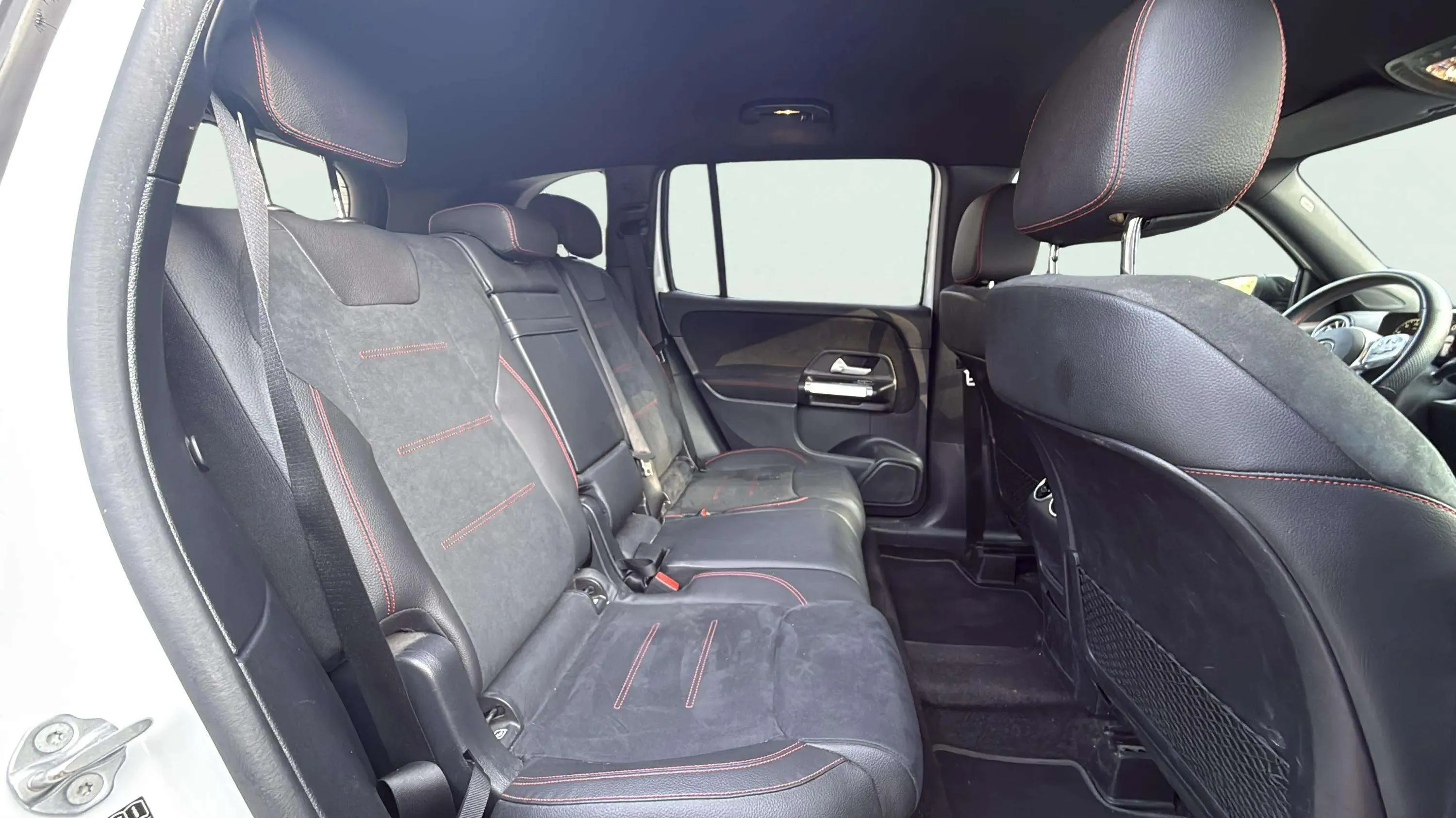 Mercedes-Benz GLB 200 d - foto 17