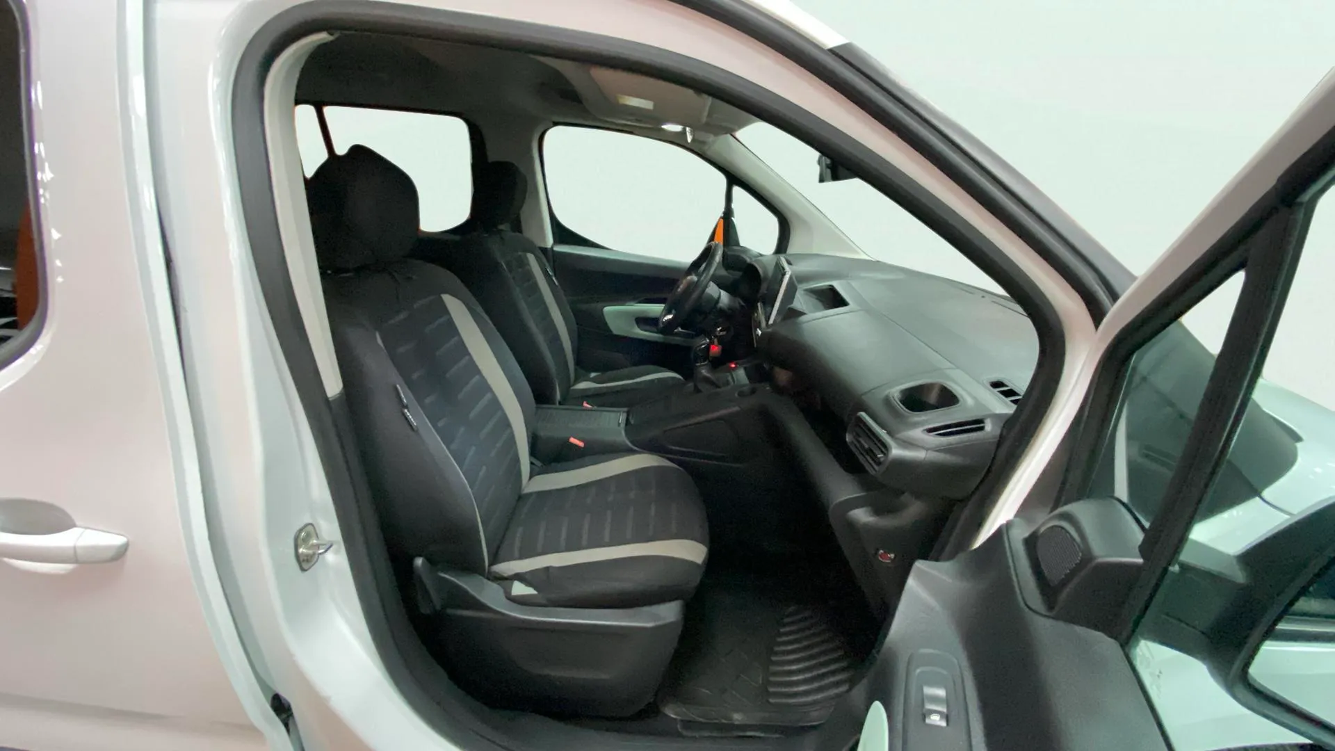 Citroën Berlingo Talla XL BlueHDi 100 Feel - foto 23