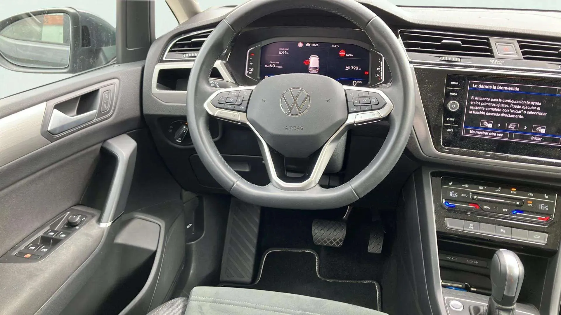 Volkswagen Touran Sport 2.0 TDI DSG - foto 14