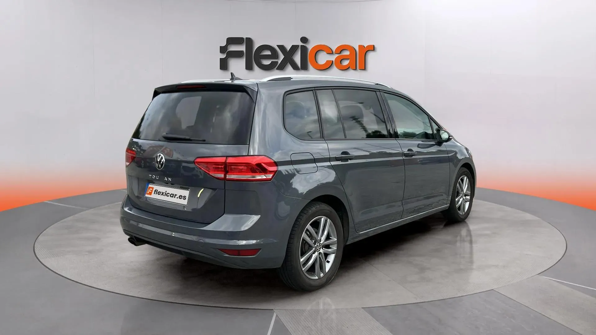 Volkswagen Touran Sport 2.0 TDI DSG - foto 9