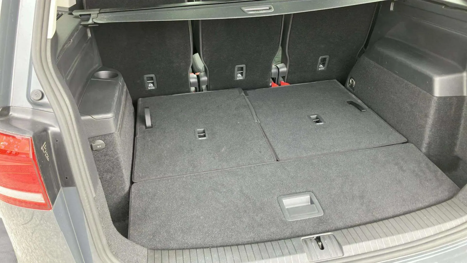 Volkswagen Touran Sport 2.0 TDI DSG - foto 8