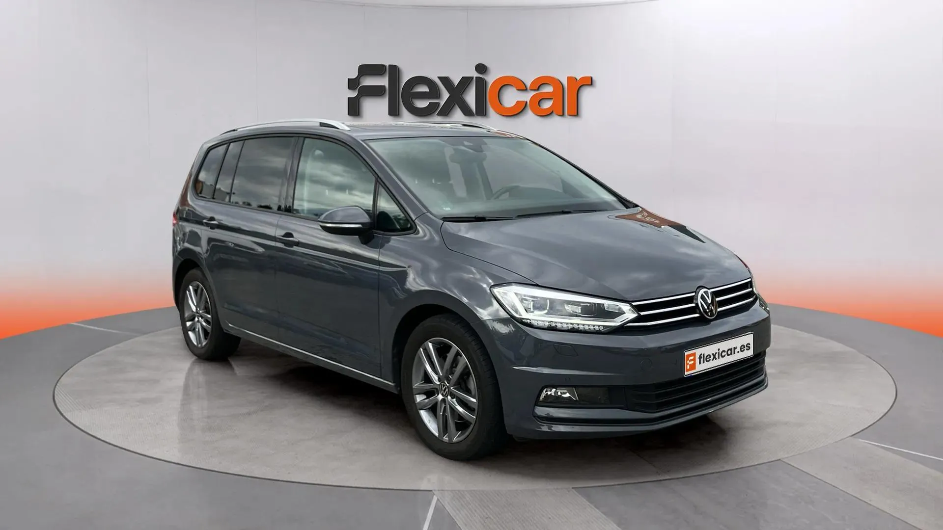 Volkswagen Touran Sport 2.0 TDI DSG