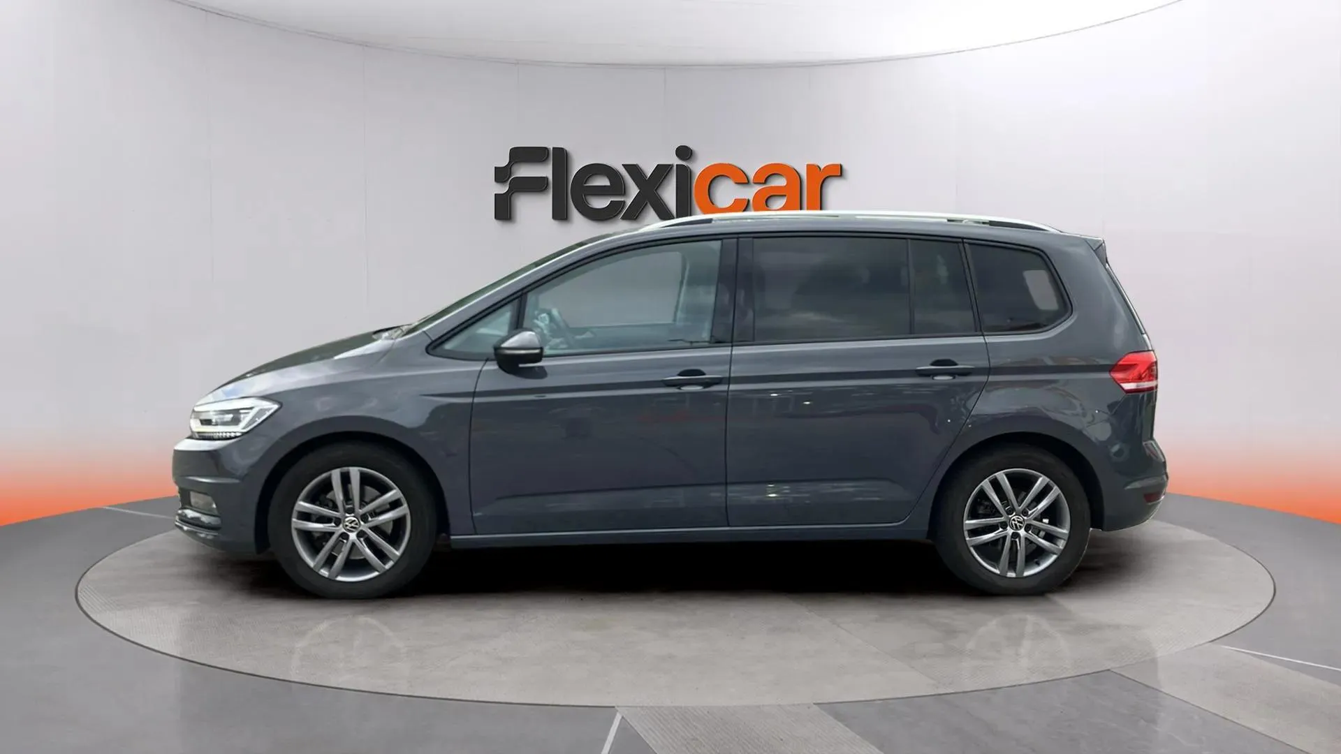 Volkswagen Touran Sport 2.0 TDI DSG - foto 4