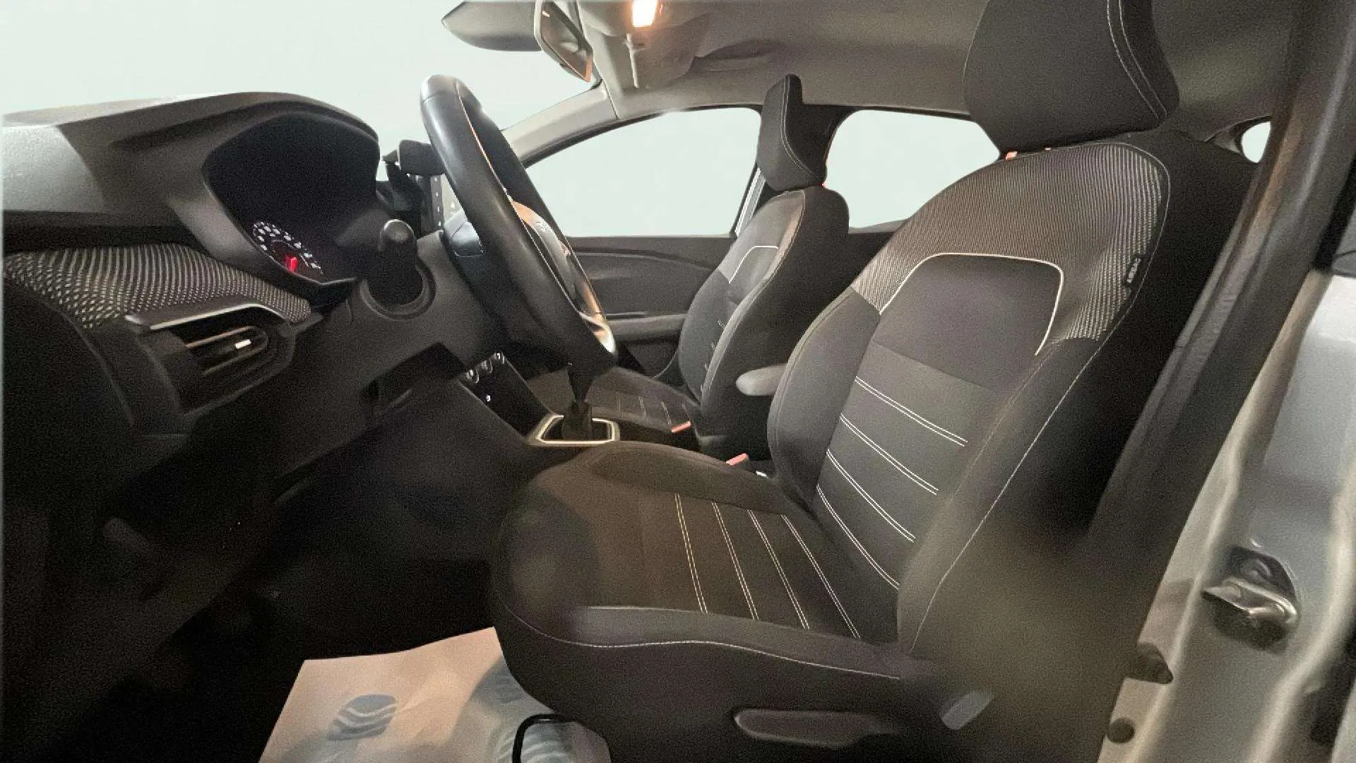Dacia Sandero Essential TCe - foto 13