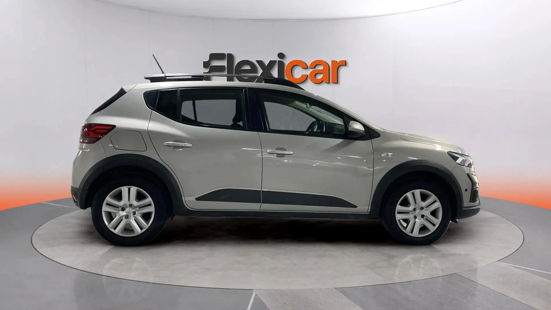 Dacia Sandero Stepway Expression TCe - foto 8