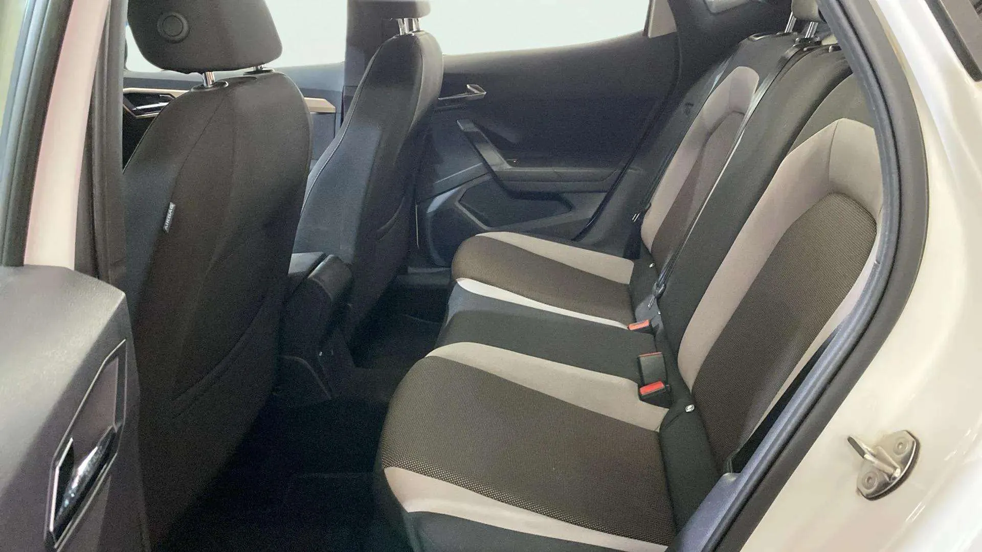 SEAT Ibiza 1.0 EcoTSI DSG Xcellence - foto 8