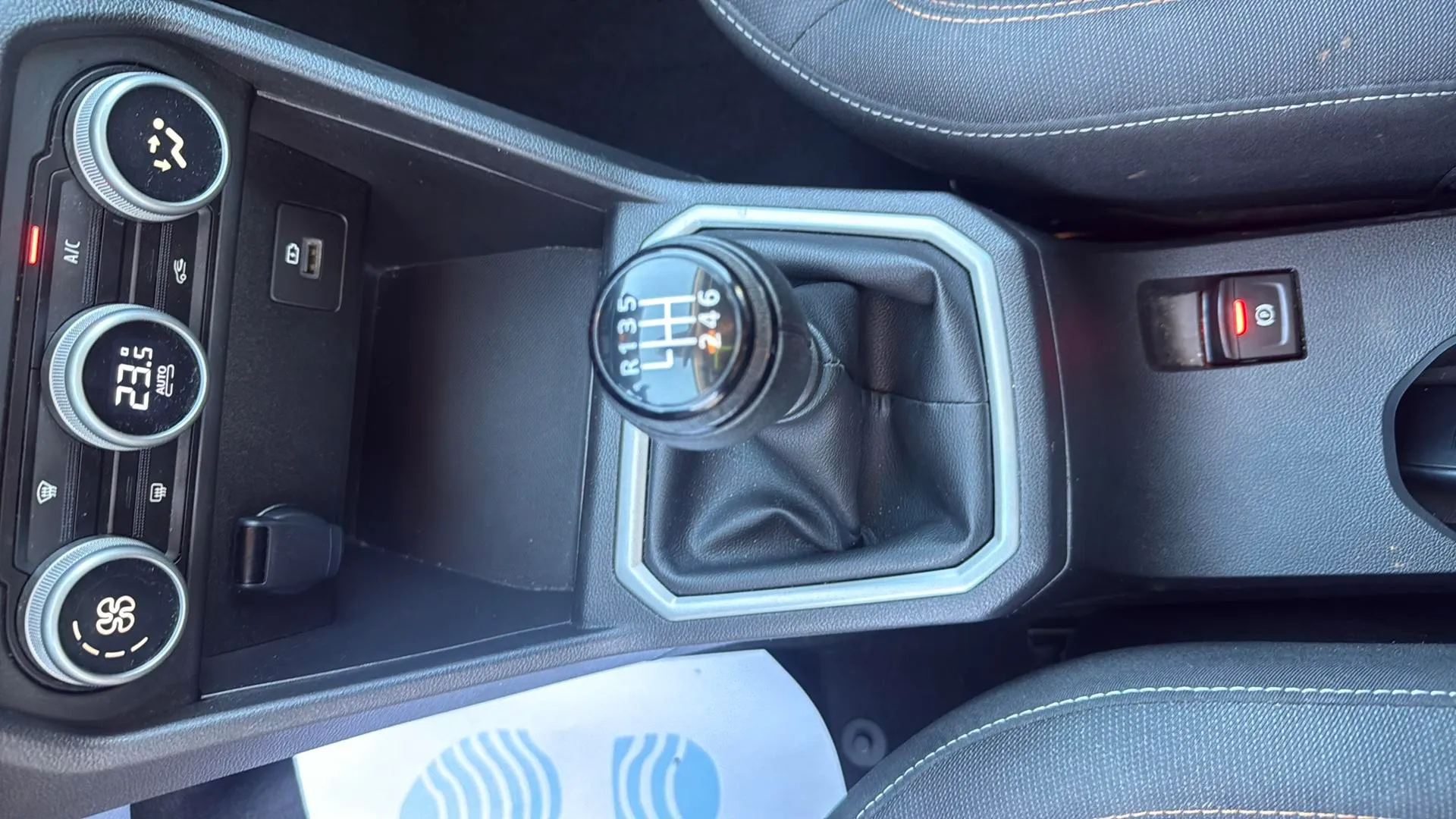 Dacia Sandero Stepway Expression TCe - foto 23