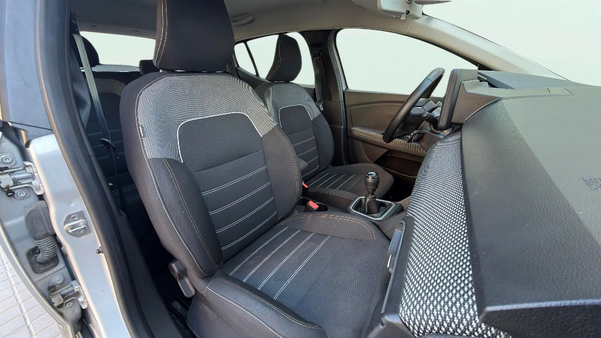 Dacia Sandero Stepway Expression TCe - foto 13