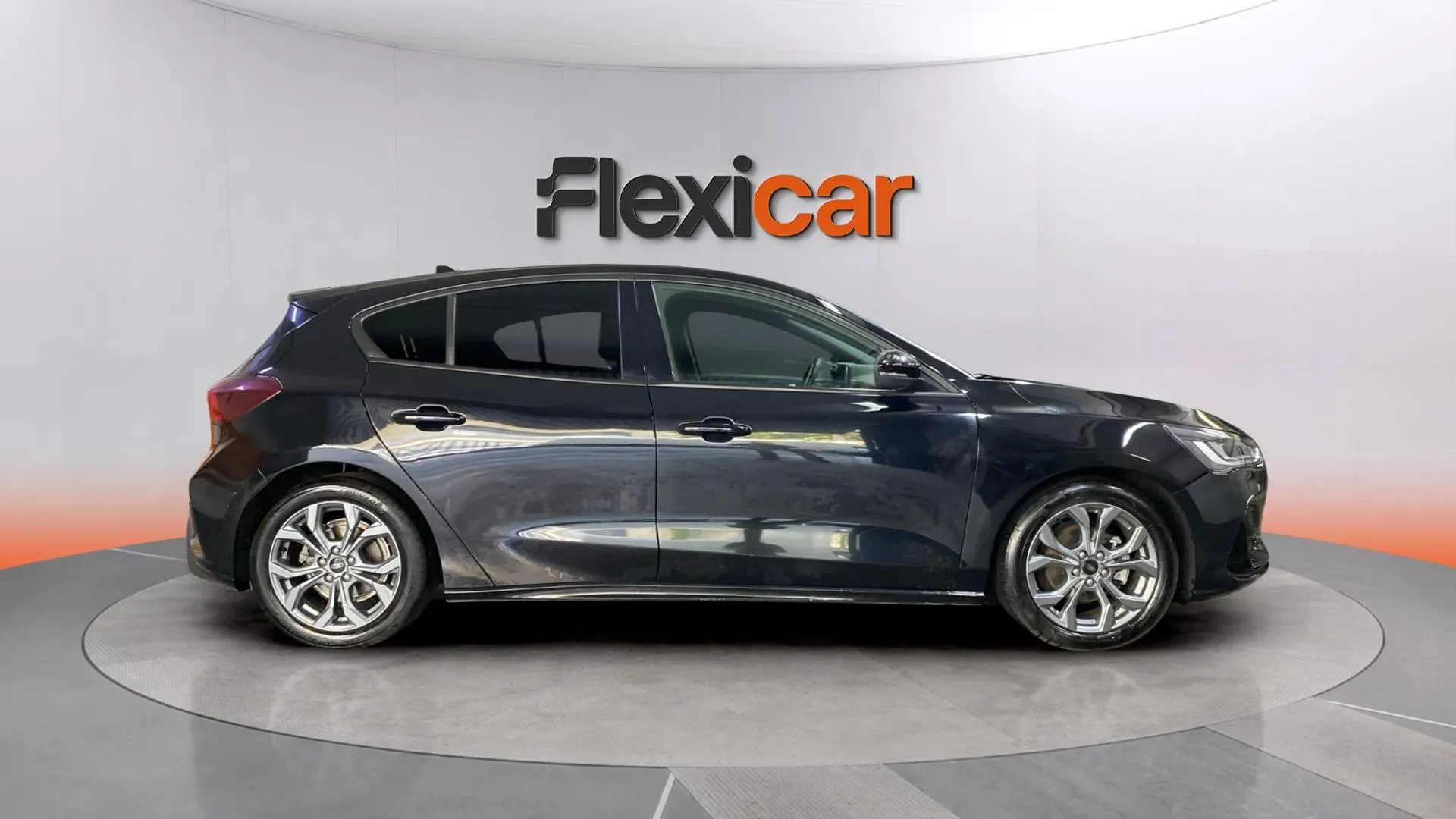 Ford Focus 1.0 EcoBoost MHEV ST-Line - foto 5