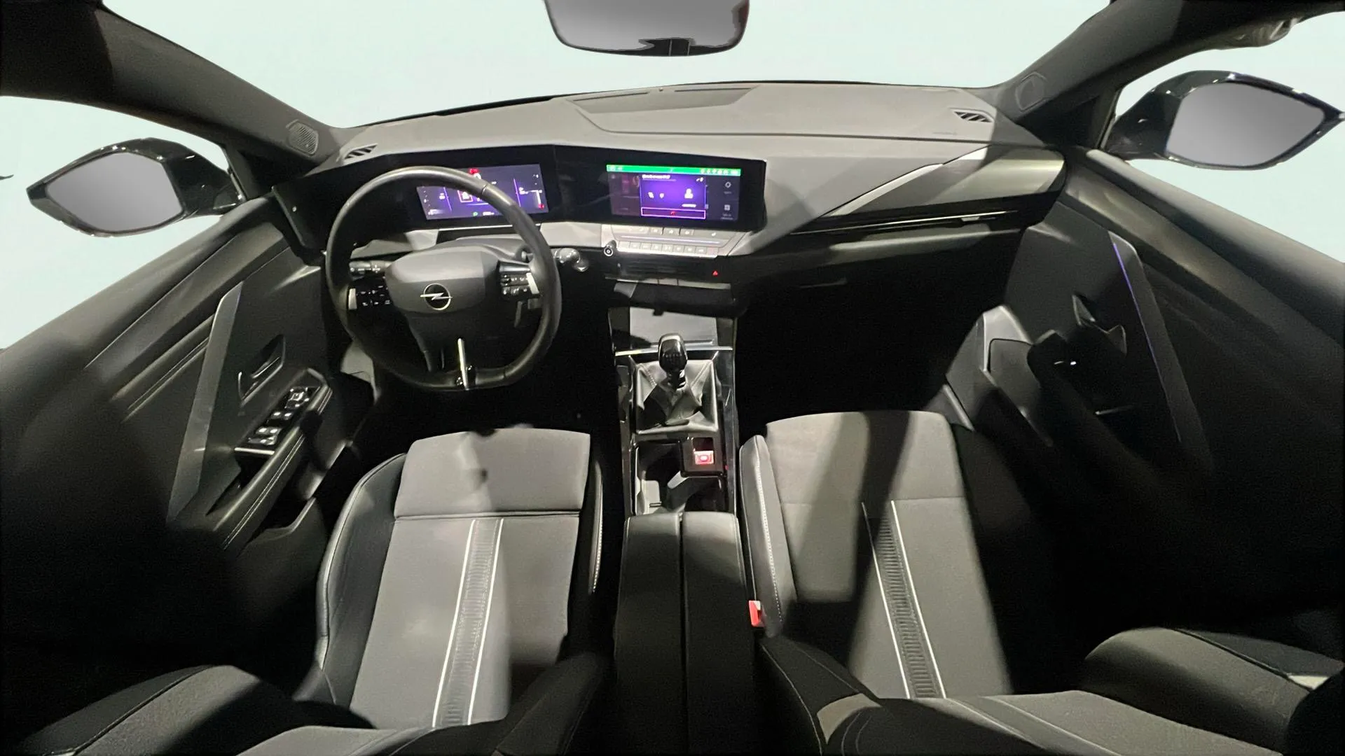 Opel Astra 1.2T XHT GS - foto 13