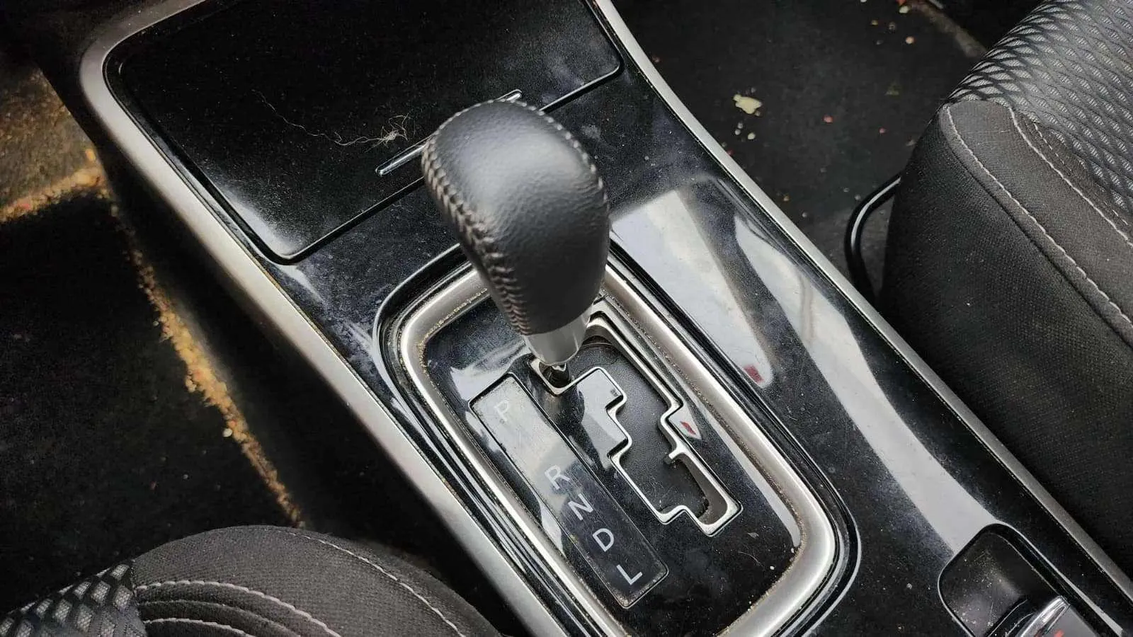 Mitsubishi Outlander 200 MPI Motion CVT 2WD 5 plazas - foto 19