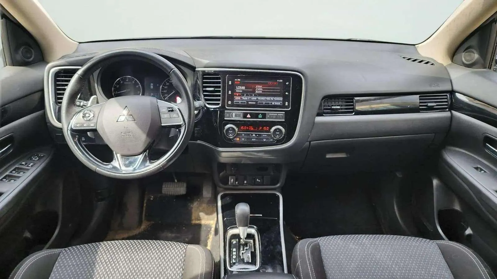 Mitsubishi Outlander 200 MPI Motion CVT 2WD 5 plazas - foto 10